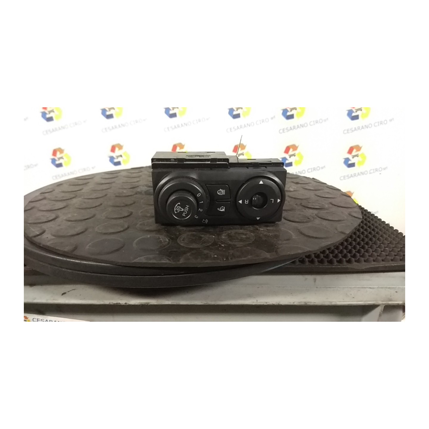INTERRUTTORE REGOLAZIONE RETROVISORE EST. 105 CHEVROLET (DAEWOO) CAPTIVA (C100) (07/06-03/11) Z20S 96628611