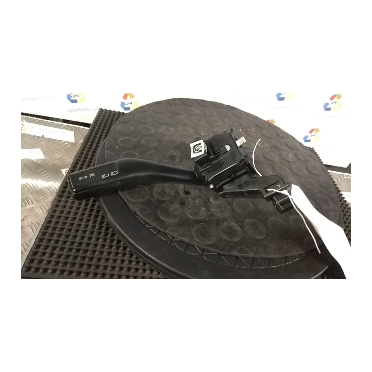 BLOCCO COMANDO VOLANTE LUCI NERO 082 VOLKSWAGEN GOLF PLUS (5M) (01/05-04/09) BLF 1K0953513E9B9