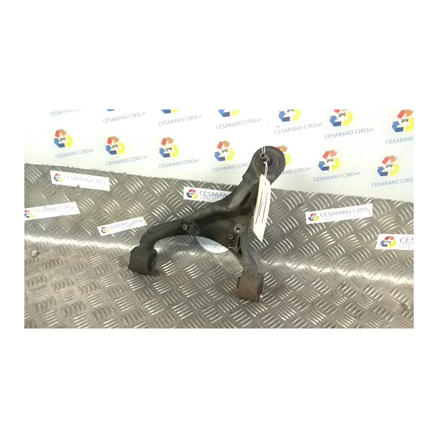 BRACCIO OSCILLANTE INF. SOSP. ANT. DX. 065 LAND ROVER RANGE ROVER SPORT (03/05-) 276DT LR029304