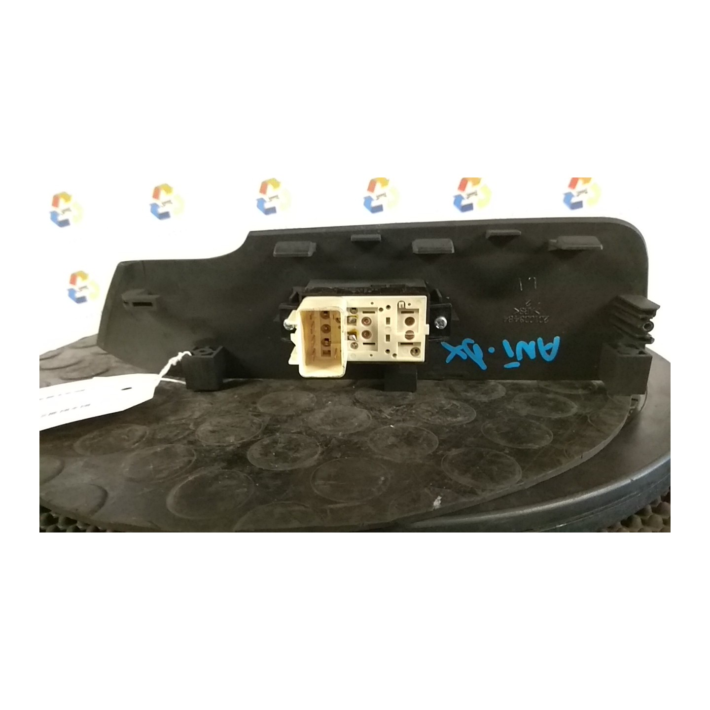 INTERRUTTORE ALZACRISTALLI PORTA ANT. 089 CHEVROLET (DAEWOO) CAPTIVA (C100) (07/06-03/11) Z20S 96628546