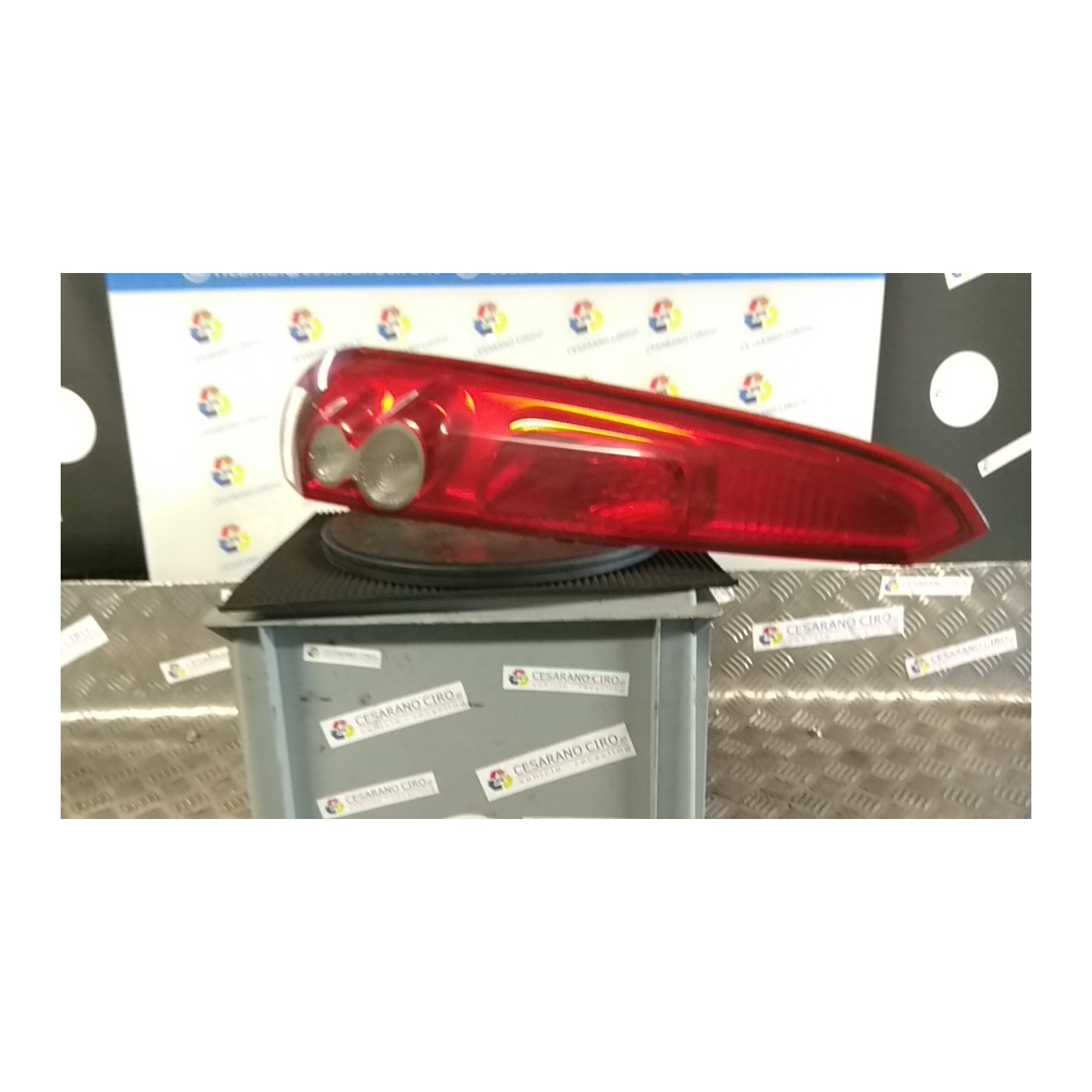 FANALE POST. SX. 051 FORD FIESTA (CBK) (12/05-12/08) F6JB 1437626