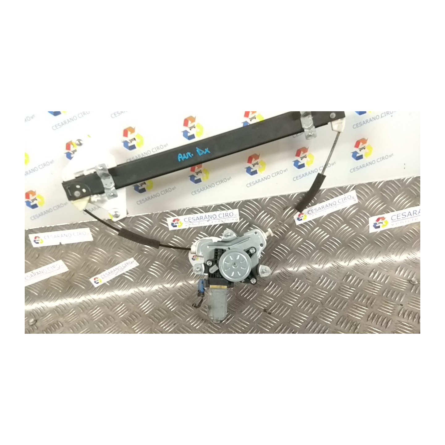 ALZACRISTALLO ELETTR. PORTA ANT. DX. 092 CHEVROLET (DAEWOO) CAPTIVA (C100) (07/06-03/11) Z20S 96624333