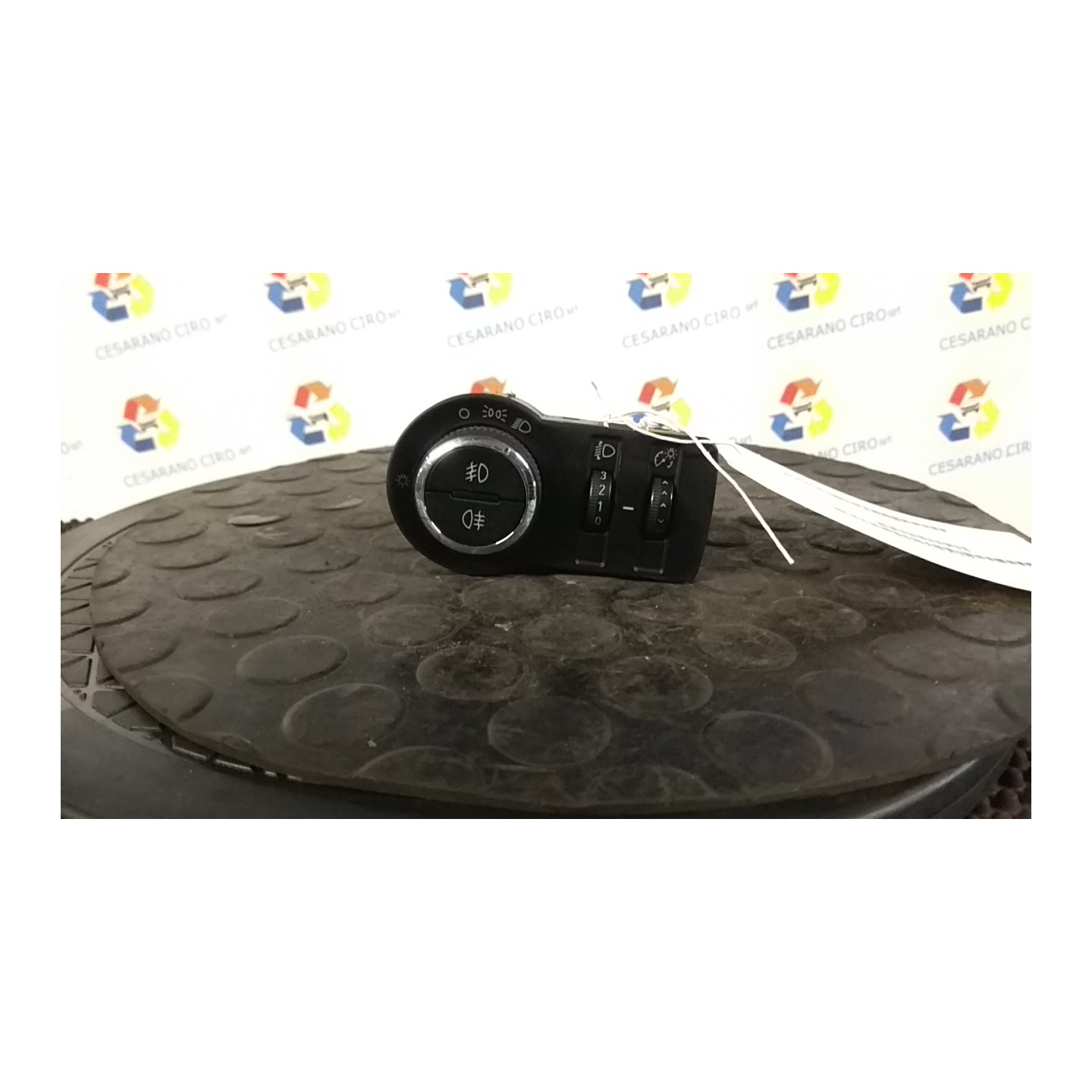 INTERRUTTORE LUCI STOP 097 CHEVROLET (DAEWOO) CRUZE SW (J308) (07/12-) A17DTS 13583976