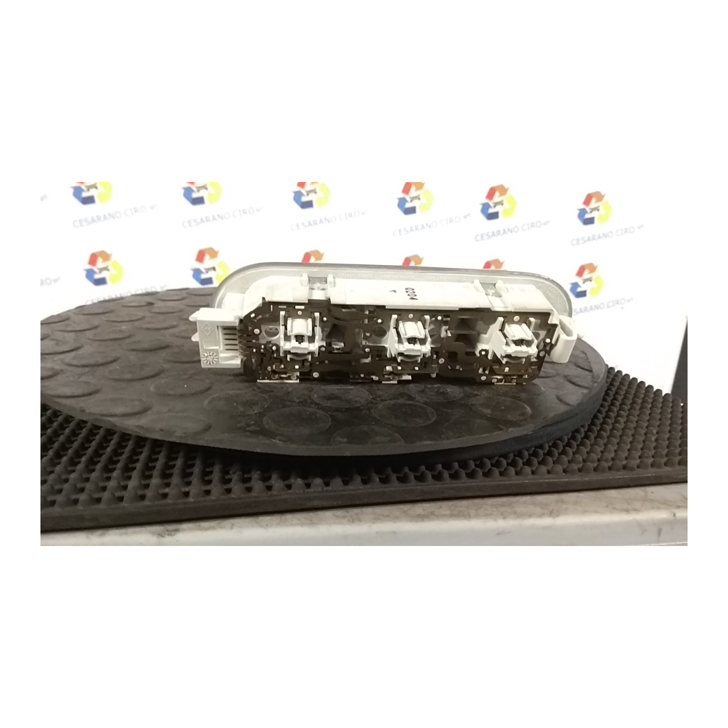 LUCE CORTESIA ANT. TETTO 048 NISSAN MICRA (K13K) (09/10-) HR12 26430BC40B