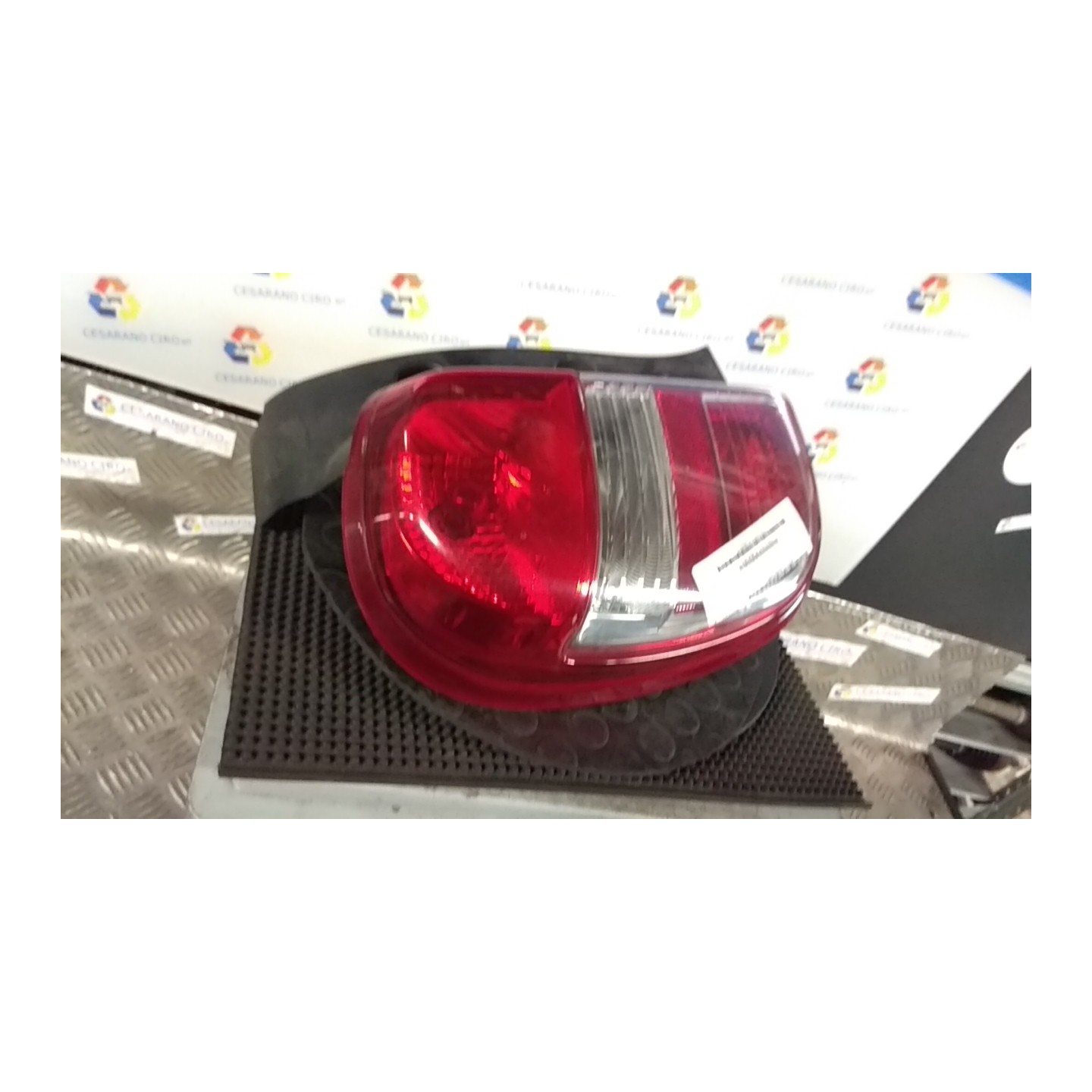 FANALE POST. SX. 061 NISSAN MICRA (K13K) (09/10-) HR12 265551HA1B