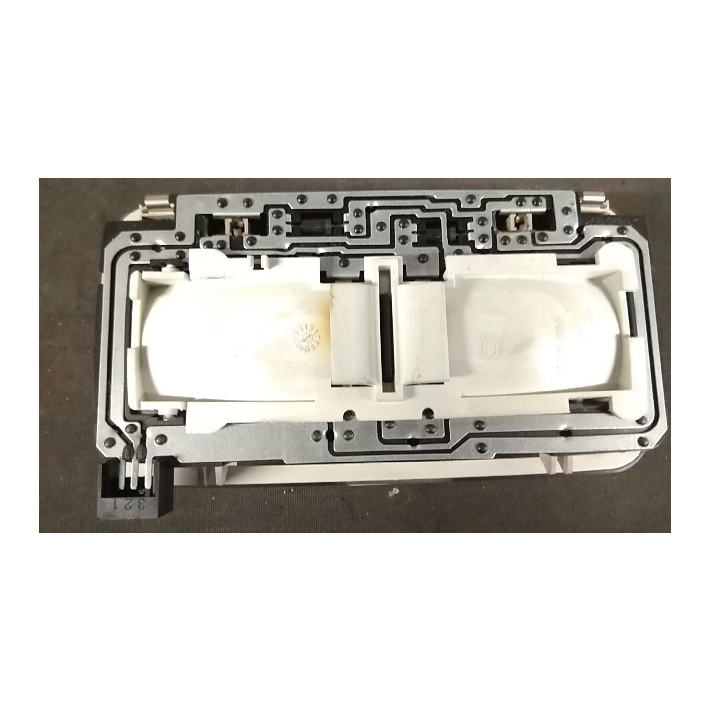 LUCE CORTESIA ANT. TETTO ALLEST. EASY; LOUNGE 077 FIAT PUNTO (51) (01/12-01/13) 350A1000 735507762