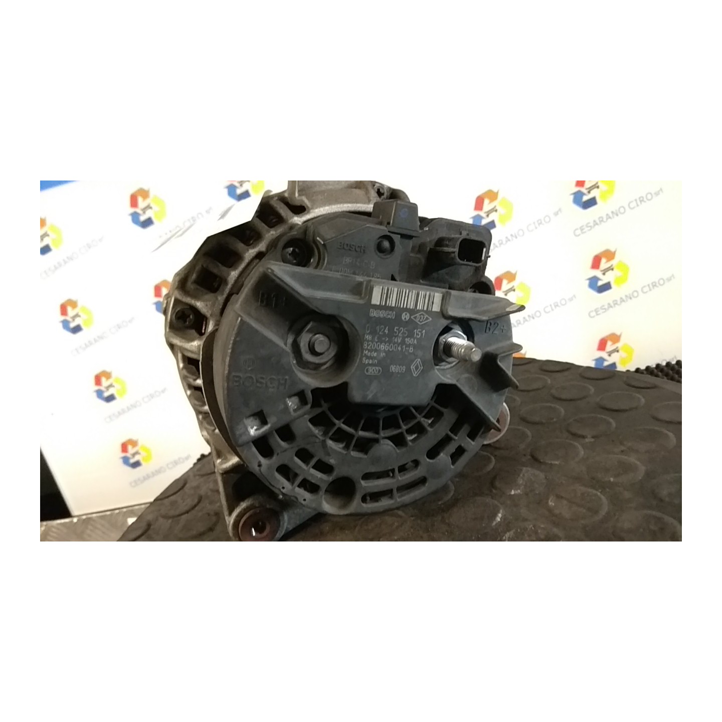ALTERNATORE BOSCH PUNZ. = 0124525101 046 RENAULT SCENIC 3A SERIE (04/09-10/13) F9QN8 8200474219