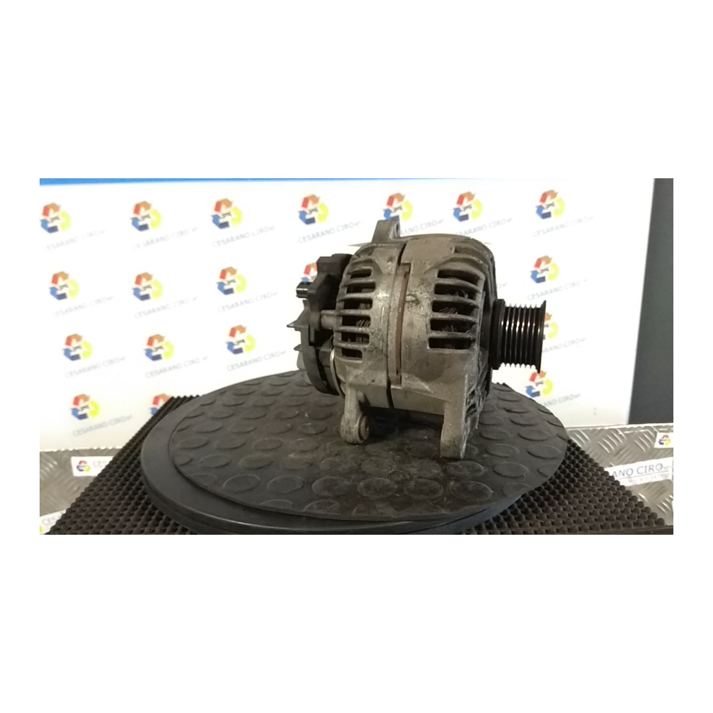 ALTERNATORE BOSCH PUNZ. = 0124525101 046 RENAULT SCENIC 3A SERIE (04/09-10/13) F9QN8 8200474219