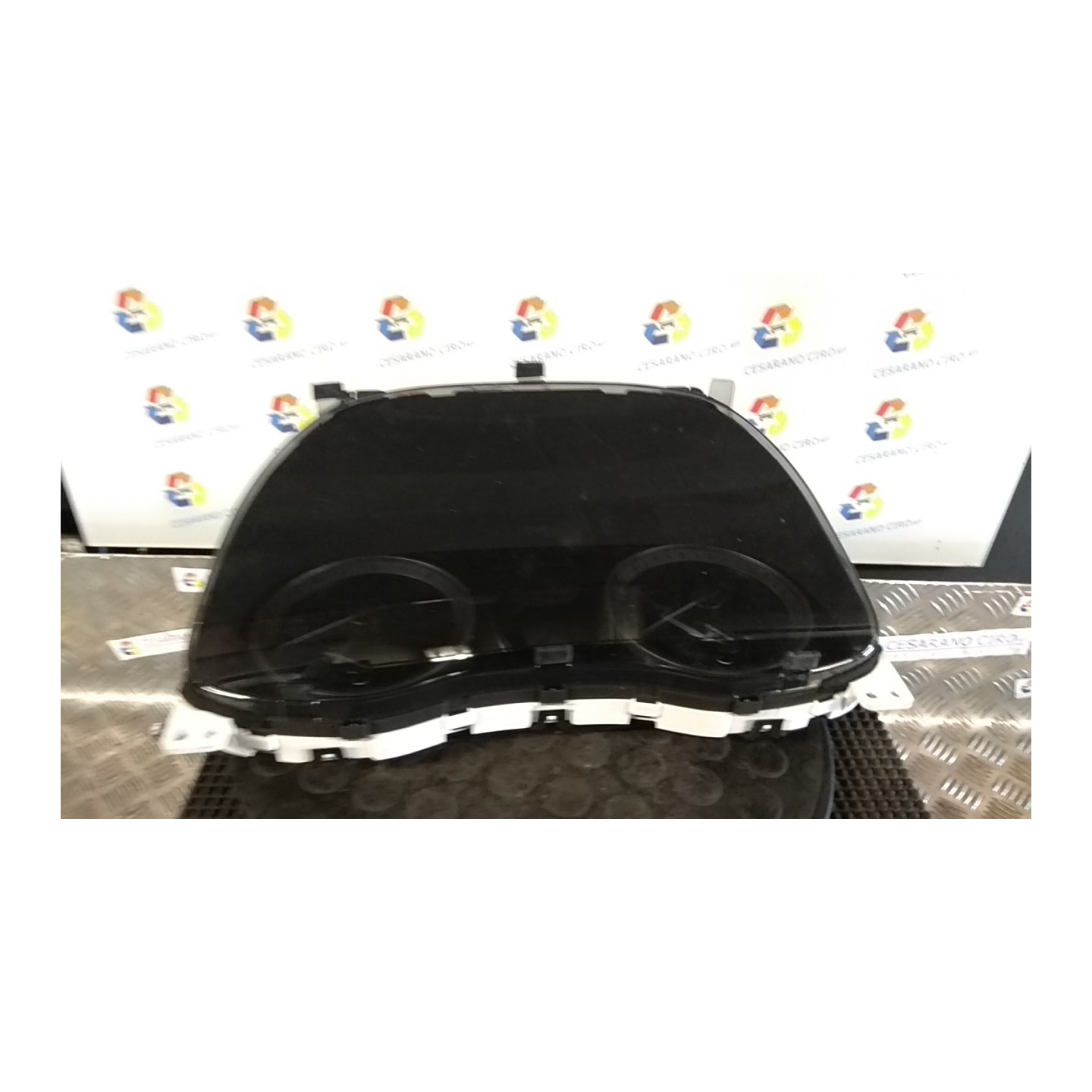 QUADRO STRUMENTI COMPL. 070 HYUNDAI TUCSON (07/15-12/18) D4FD 94001D7670