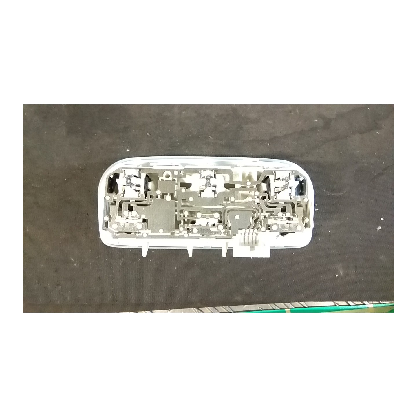 LUCE CORTESIA ANT. TETTO 100 RENAULT SCENIC 3A SERIE (04/09-10/13) F9QN8 264300007R