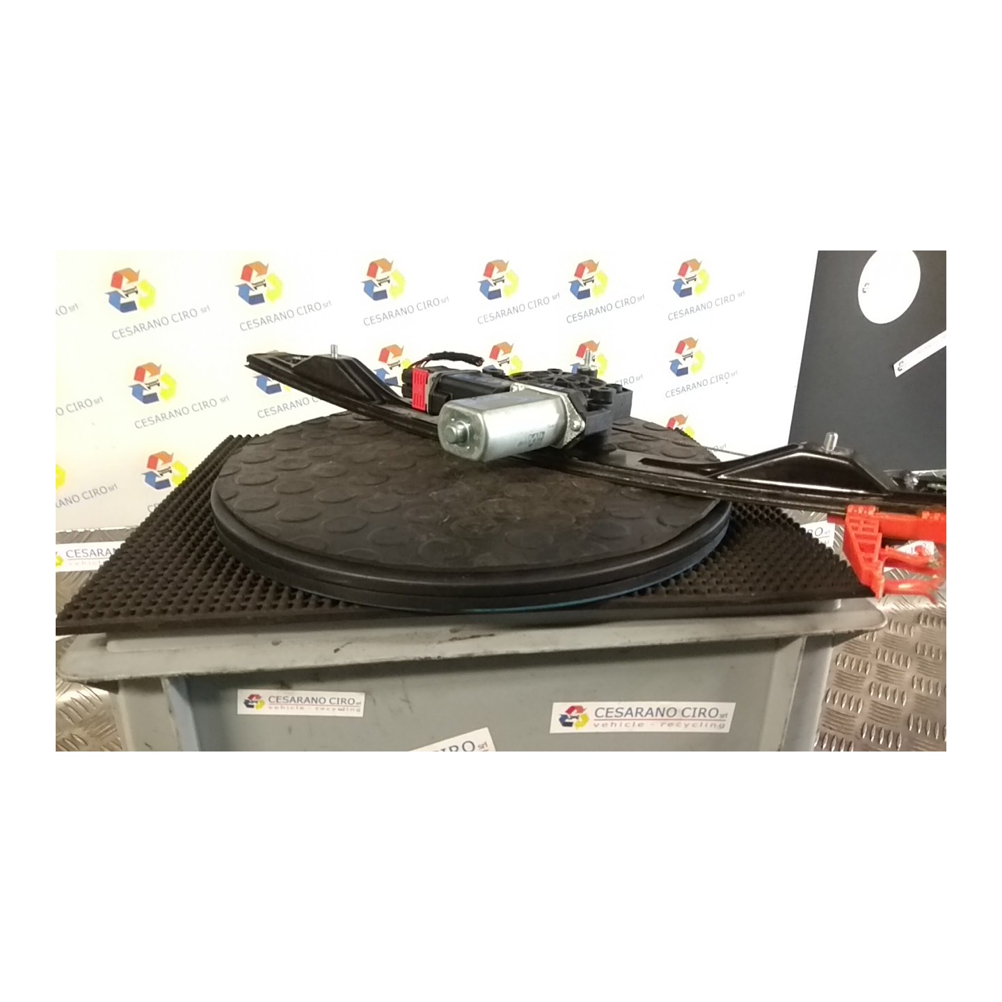 ALZACRISTALLO ELETTR. PORTA ANT. C/M DX. 029 FIAT BRAVO (3L) (01/07-03/10) 198A6000 51827393