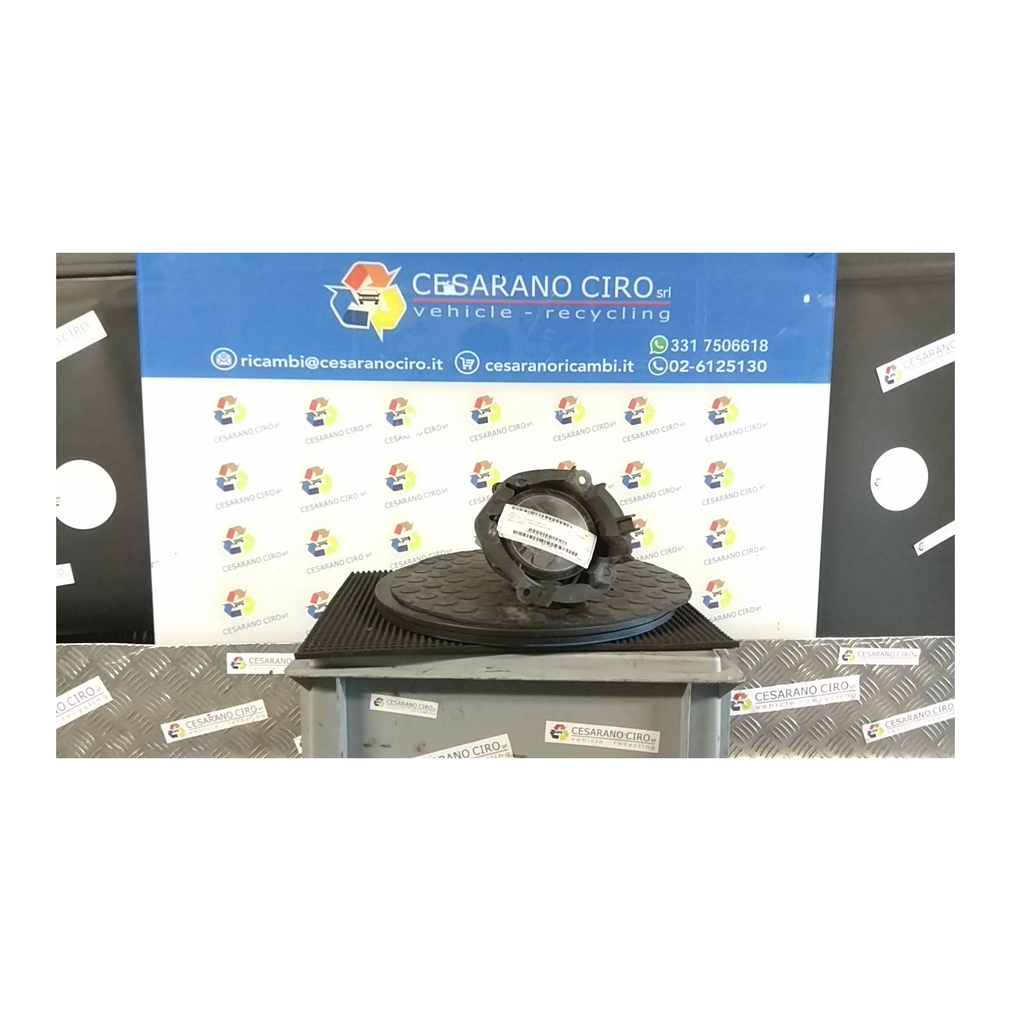 PROIETTORE FENDINEBBIA SX. 070 TOYOTA RAV 4 3A SERIE (01/06-10/10) 2ADFHV 812200D042