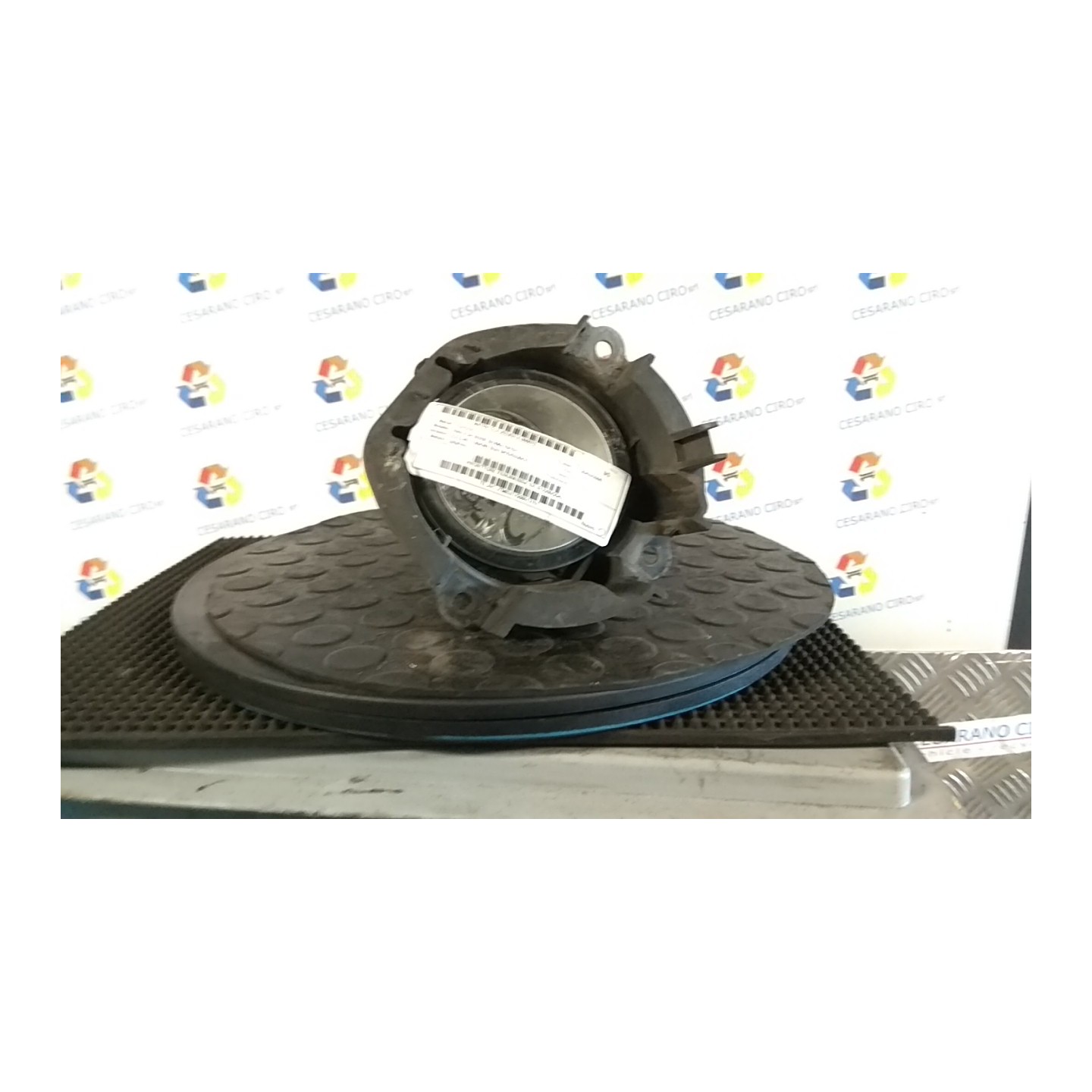 PROIETTORE FENDINEBBIA SX. 070 TOYOTA RAV 4 3A SERIE (01/06-10/10) 2ADFHV 812200D042