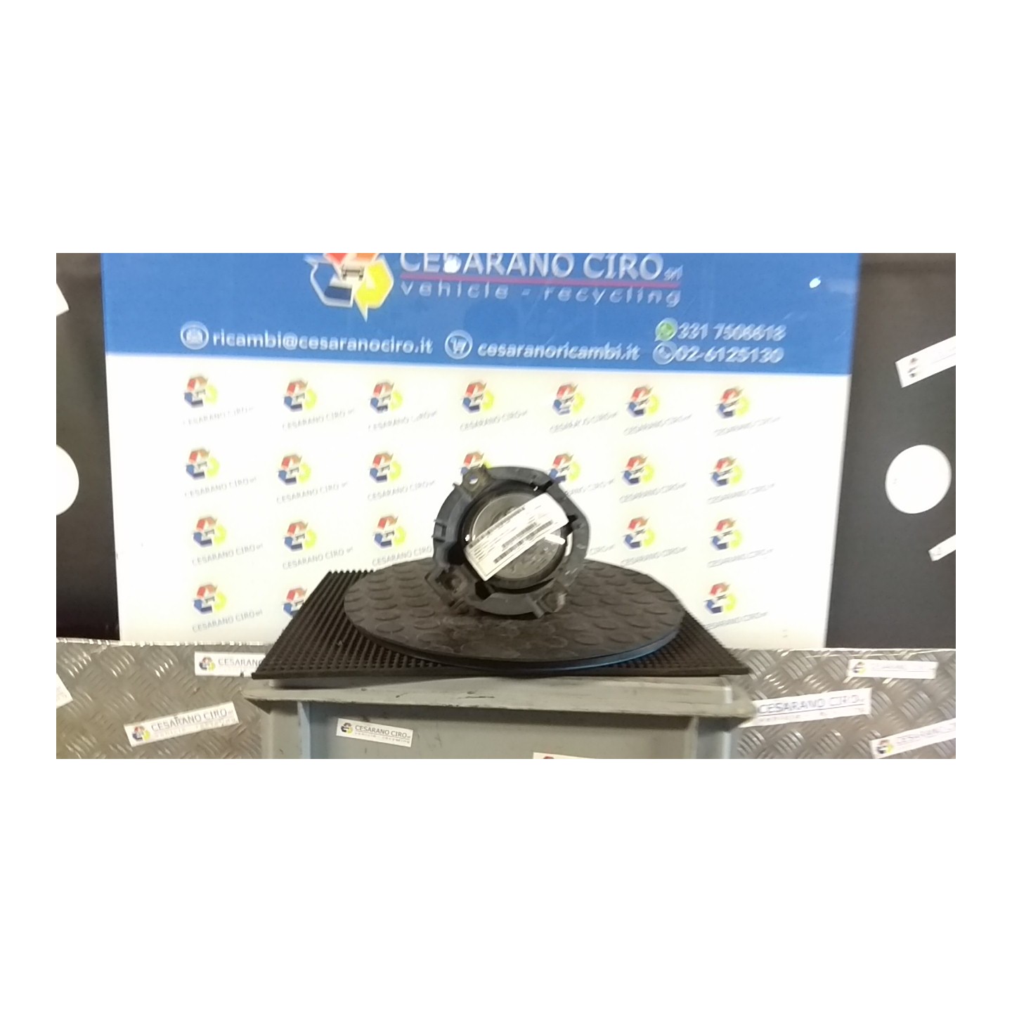 PROIETTORE FENDINEBBIA DX. 071 TOYOTA RAV 4 3A SERIE (01/06-10/10) 2ADFHV 812100D042