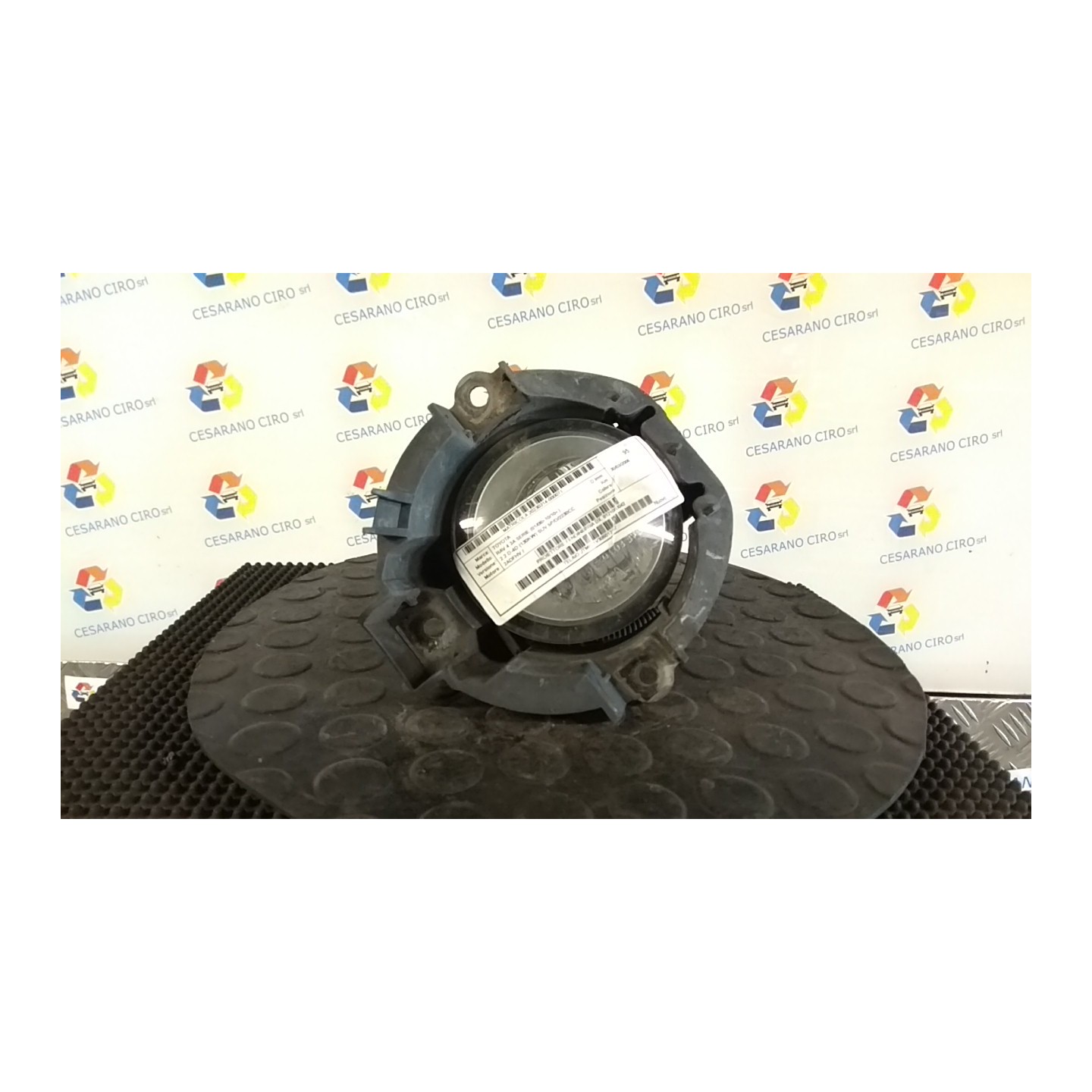 PROIETTORE FENDINEBBIA DX. 071 TOYOTA RAV 4 3A SERIE (01/06-10/10) 2ADFHV 812100D042