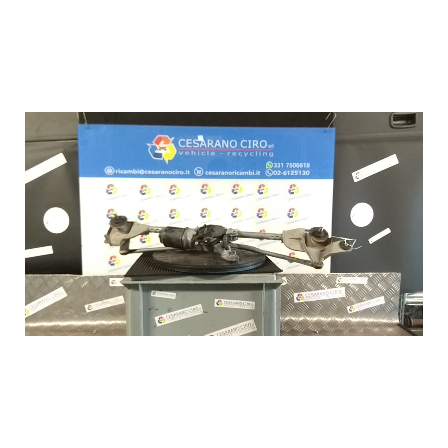 MECCANISMO TERGIPARABREZZA CON MOTORINO 028 NISSAN PATHFINDER (R51M) (02/05-) YD25 28800EB400