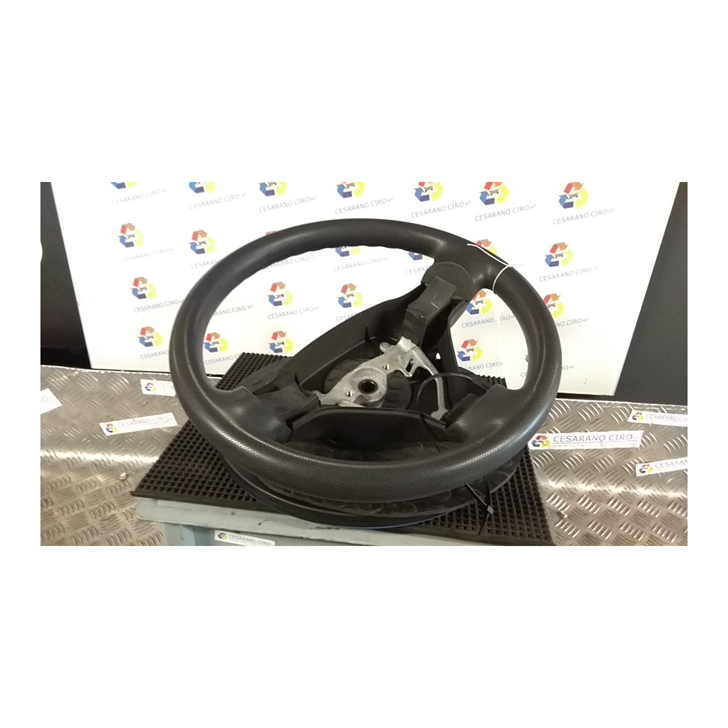 VOLANTE 017 TOYOTA AYGO 1A SERIE (04/05-) 1KRFE 451000H010B0