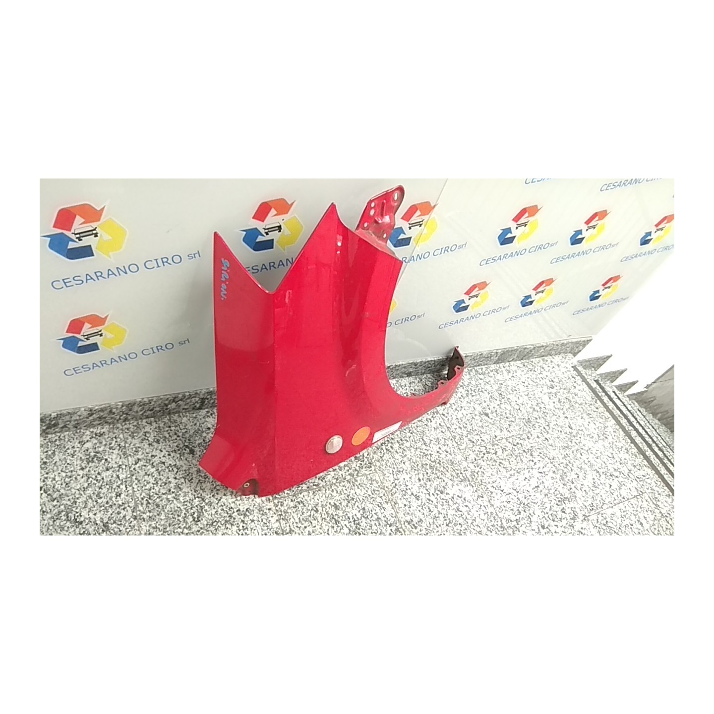 PARAFANGO ANT. DX. 010 DAIHATSU SIRION 2A SERIE (01/05-) 1KR 53811B1020