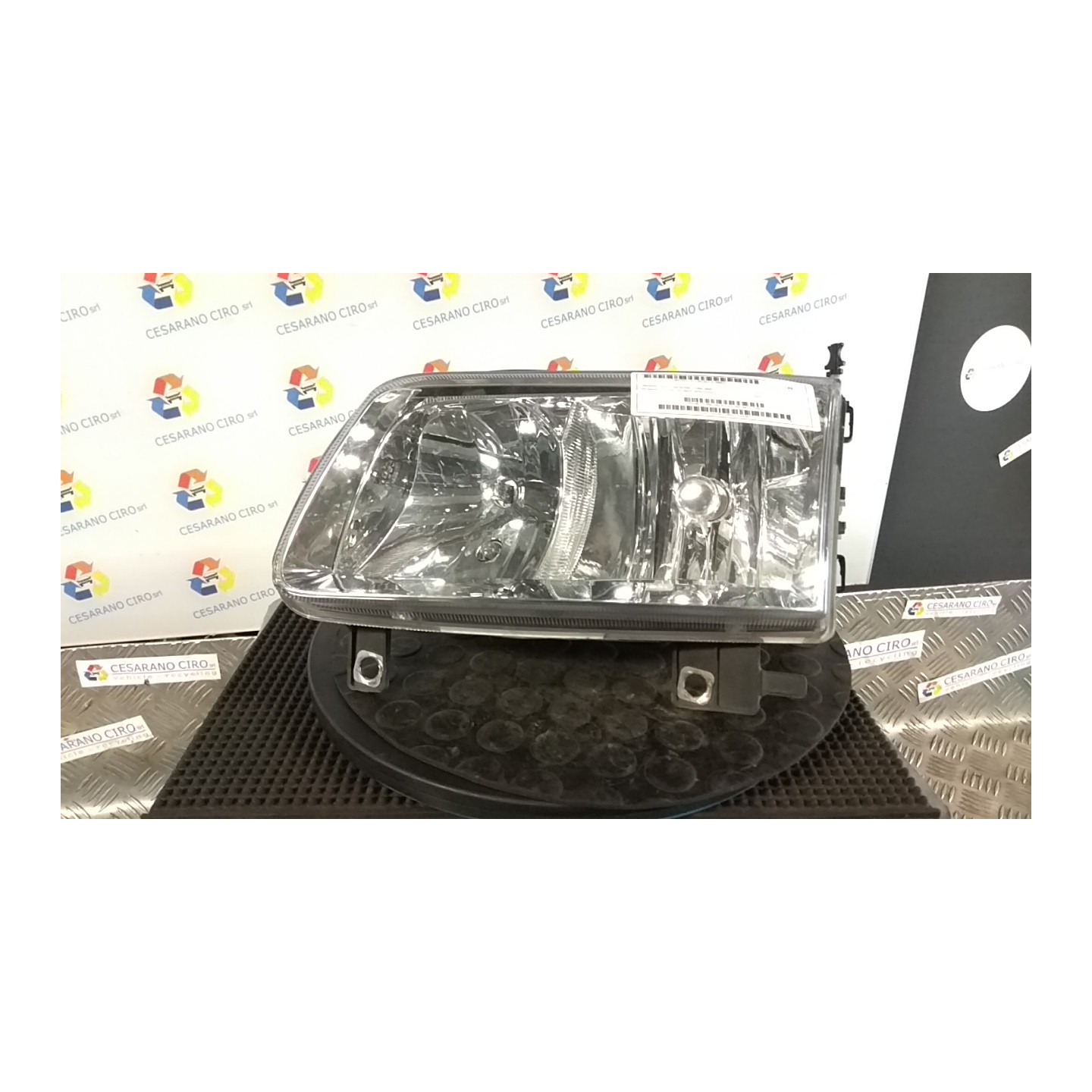 PROIETTORE VALEO SX. 031 VOLKSWAGEN POLO 3A SERIE (11/94-09/01) AMF 6N1941017AB