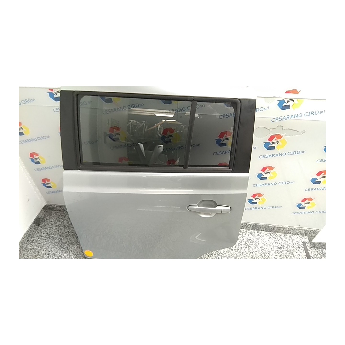 PORTA POST. SX. 024 DAIHATSU MATERIA (12/06-) 3SZ 67004B1030