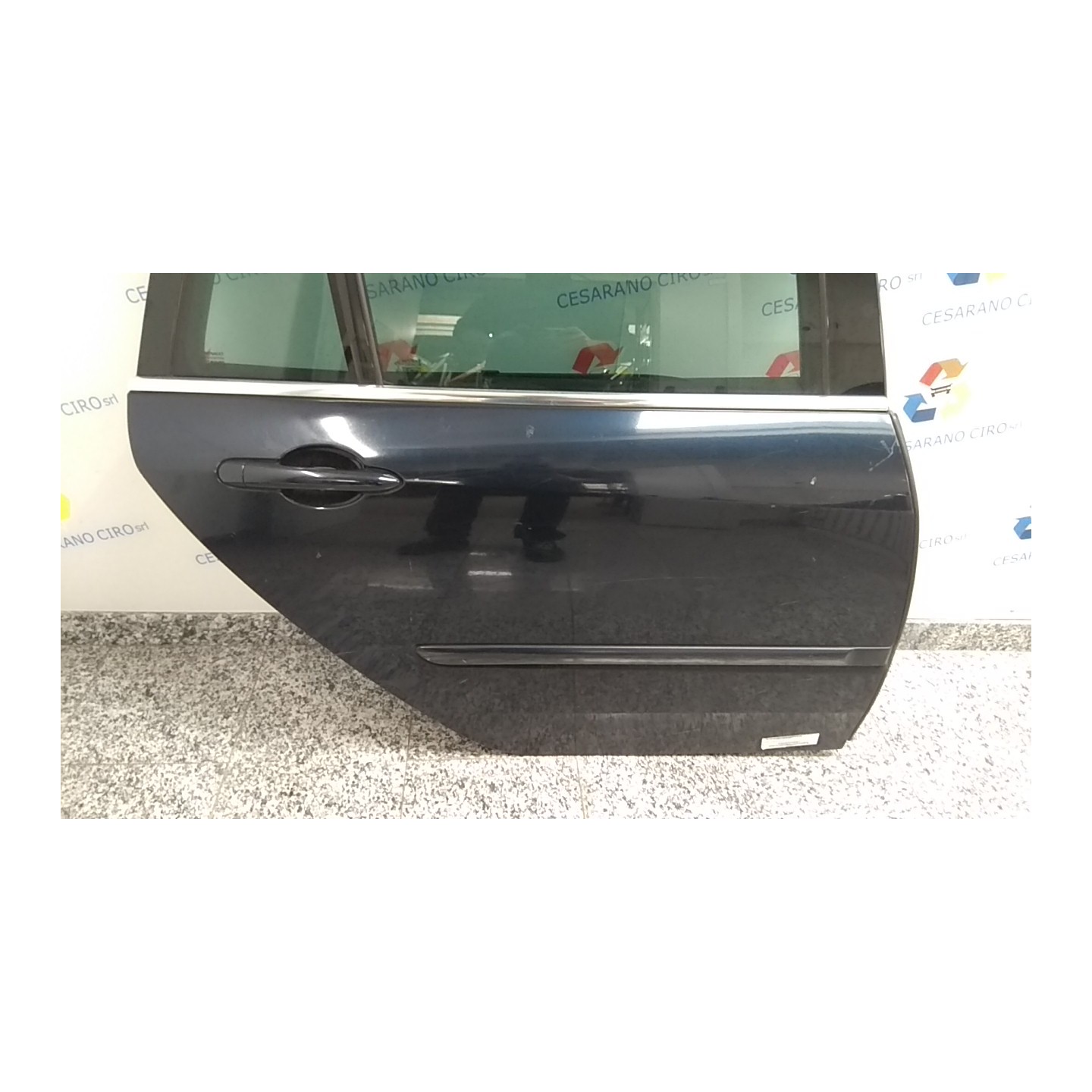 PORTA POST. DX. 088 RENAULT LAGUNA 3A SERIE (09/07-) M9RJ8 821000023R