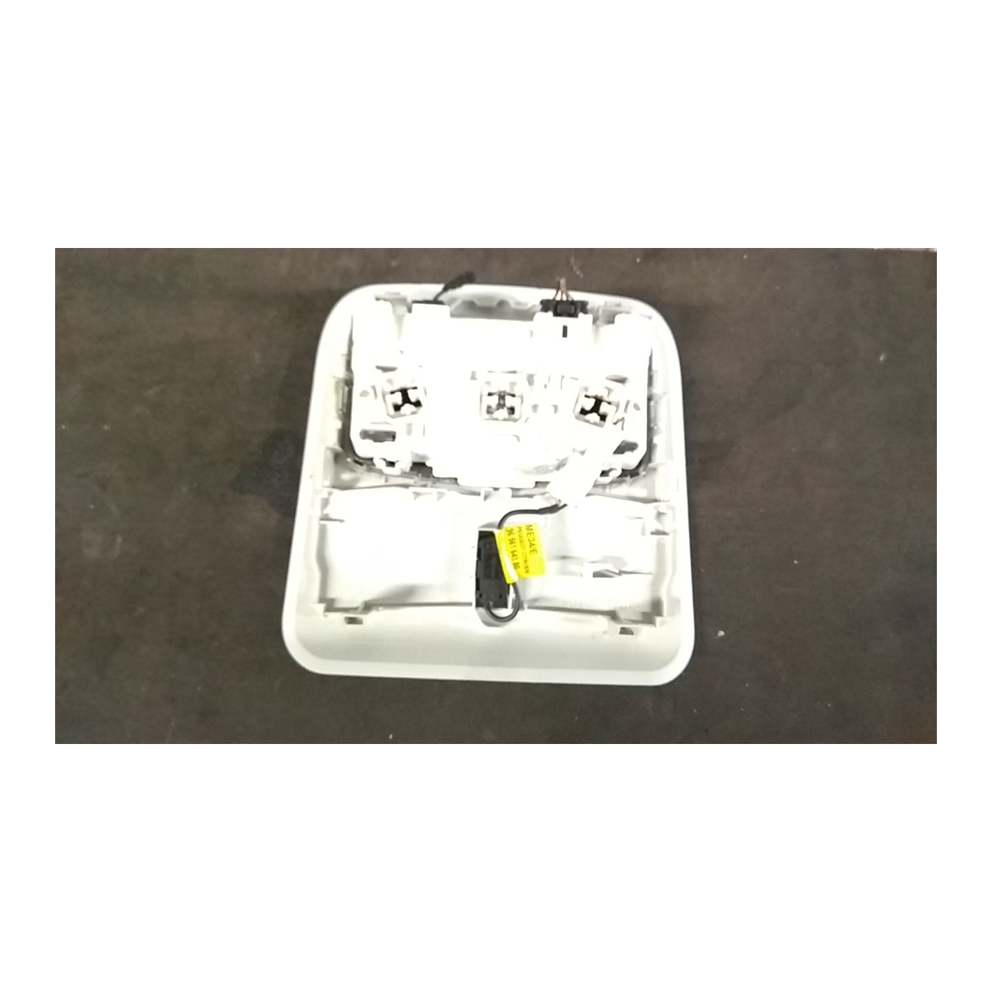 LUCE CORTESIA ANT. TETTO 052 PEUGEOT 208 VAN-MIX (01/12-11/15) 8H01 96754056PR