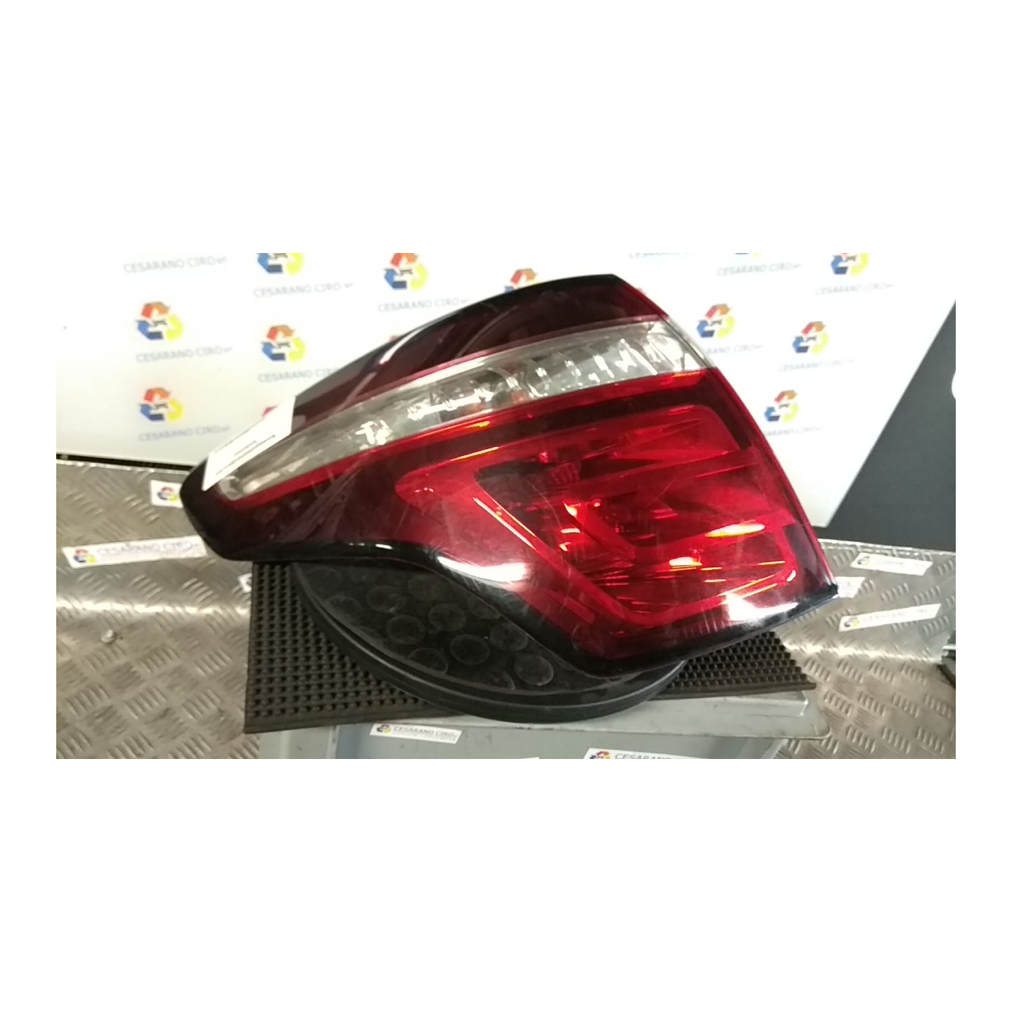 FANALE POST. PARTE EST. SX. 024 CITROEN C4 PICASSO (09/06-08/13) RHH 6350LQ