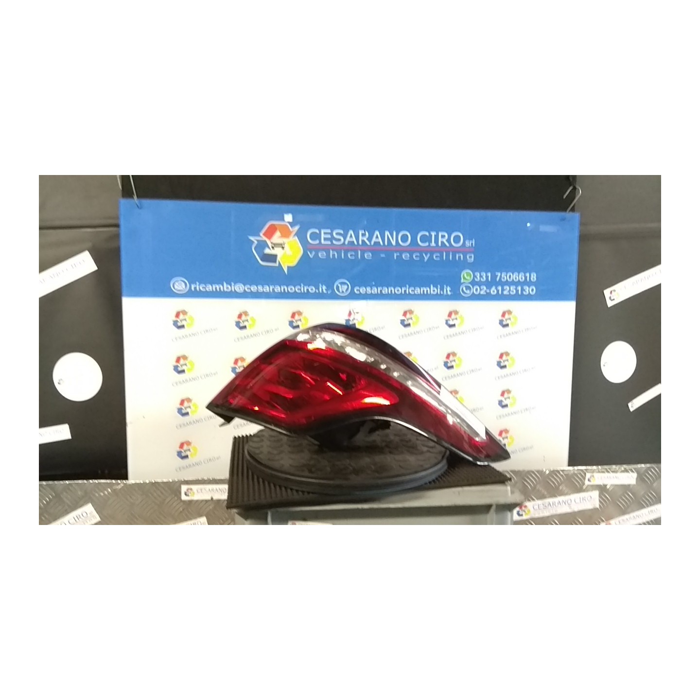 FANALE POST. PARTE EST. DX. 025 CITROEN C4 PICASSO (09/06-08/13) RHH 6351LQ