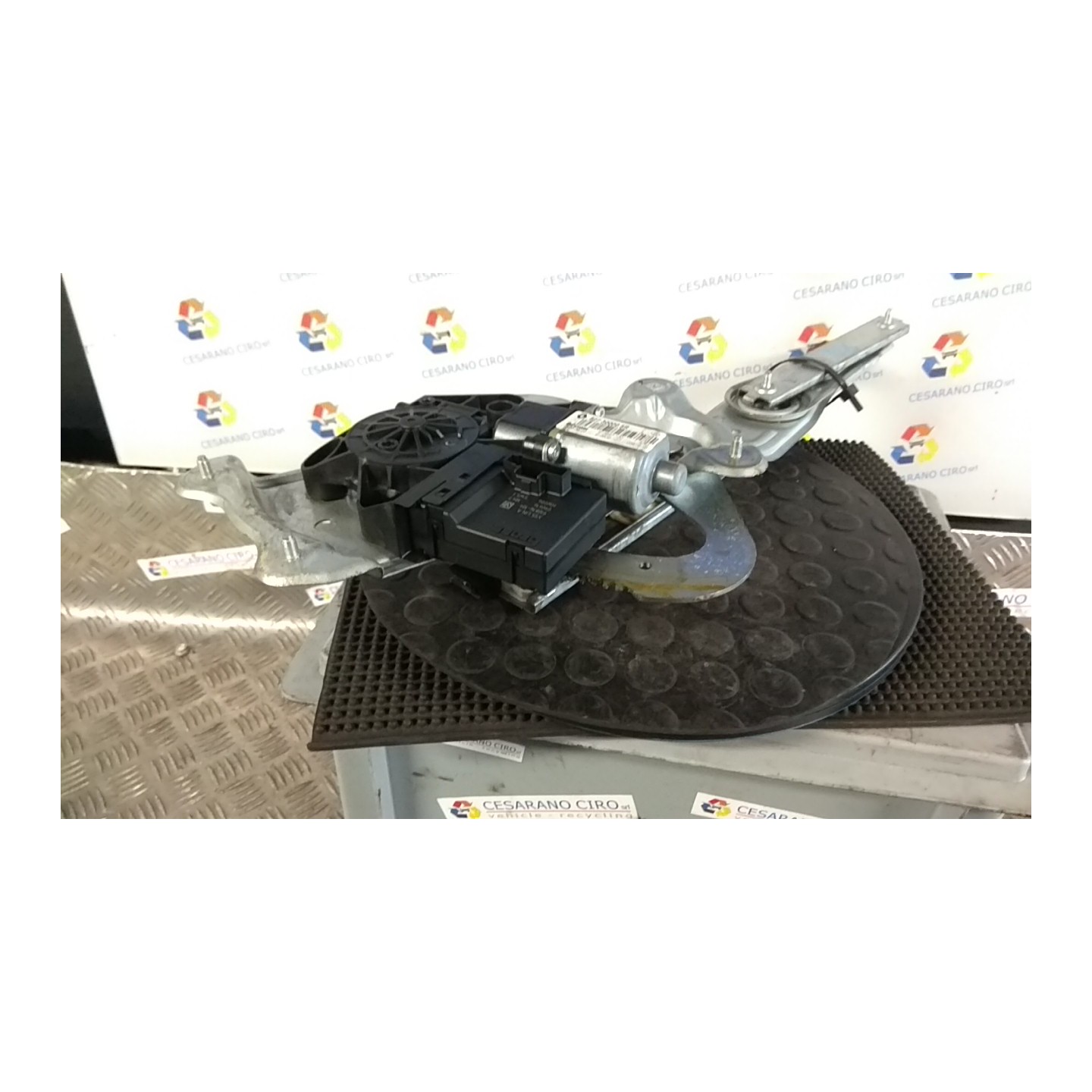 ALZACRISTALLO ELETTR. PORTA POST. DX. 031 RENAULT SCENIC 3A SERIE (04/09-10/13) K9KJ8 827208148R