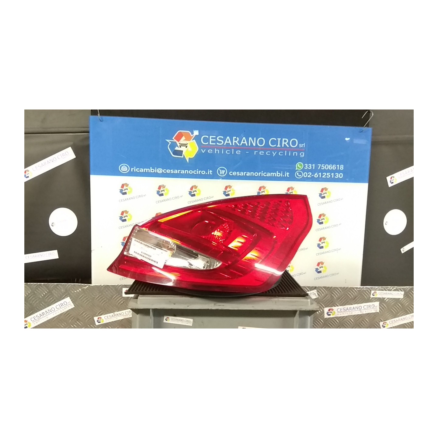 FANALE POST. DX. 050 FORD FIESTA (CB1) (09/08-10/13) RTJA 1709552