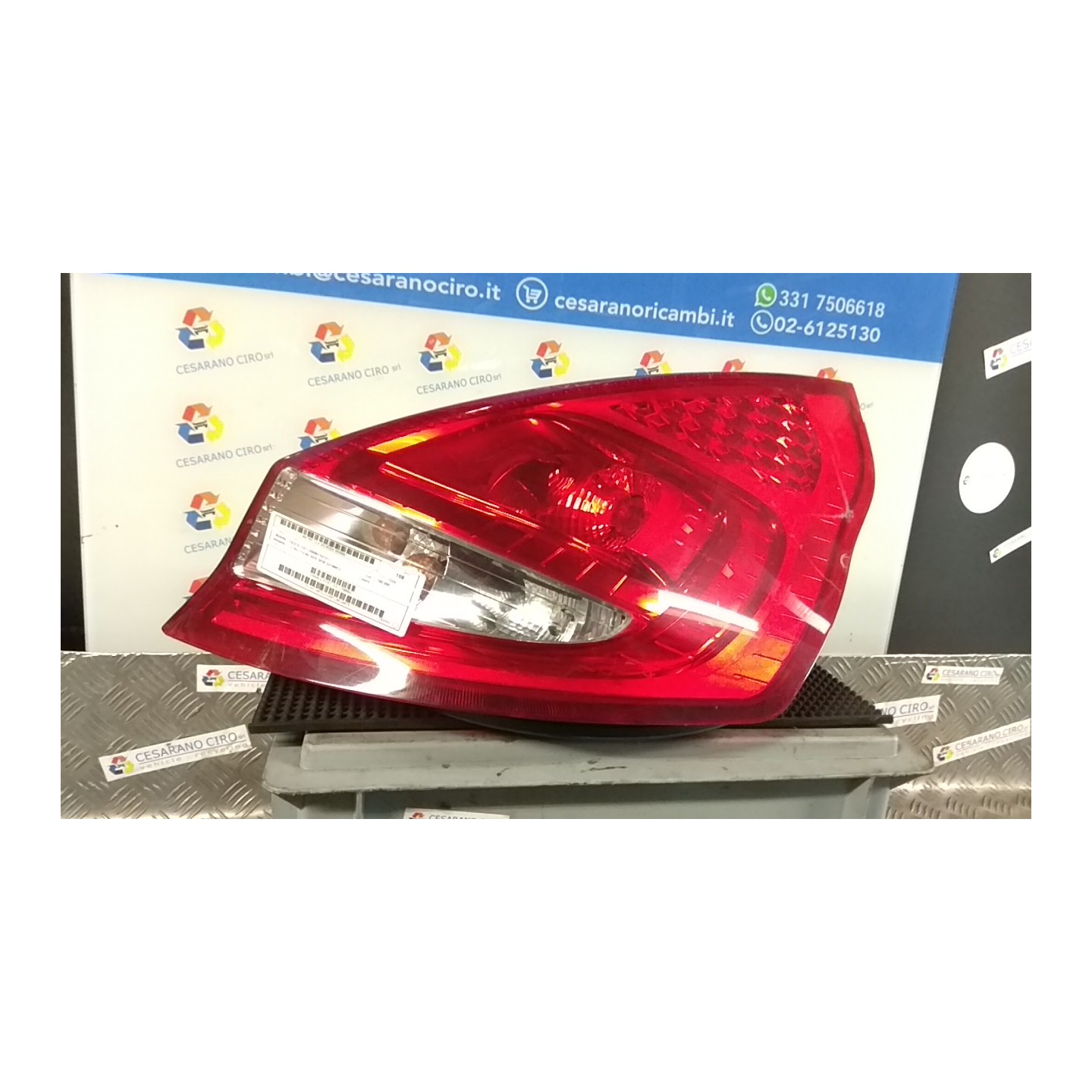FANALE POST. DX. 050 FORD FIESTA (CB1) (09/08-10/13) RTJA 1709552