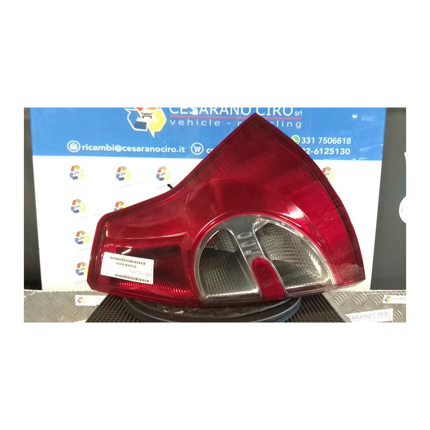 FANALE POST. DX. 059 DACIA SANDERO (07/08-04/13) K7JA7 8200734824