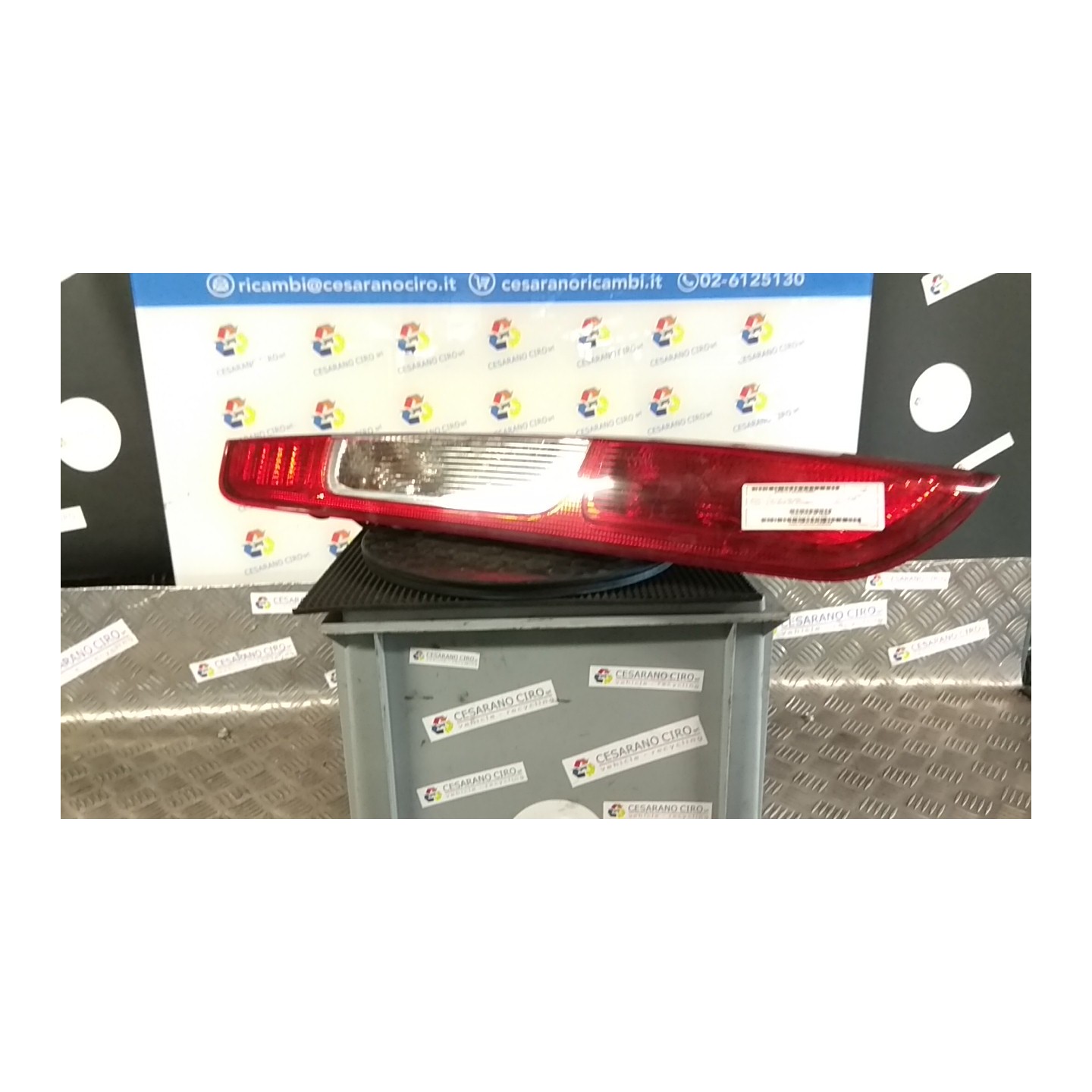 FANALE POST. SX. 082 FORD FOCUS (CAP) (11/04-06/08) HHDA 1420451