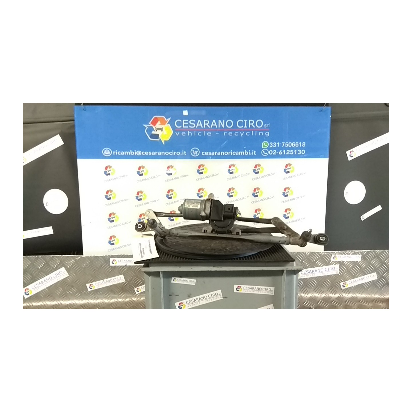MECCANISMO TERGIPARABREZZA CON MOTORINO 095 FIAT PANDA (4Q) (05/16-03/22) 169A4000 52024852