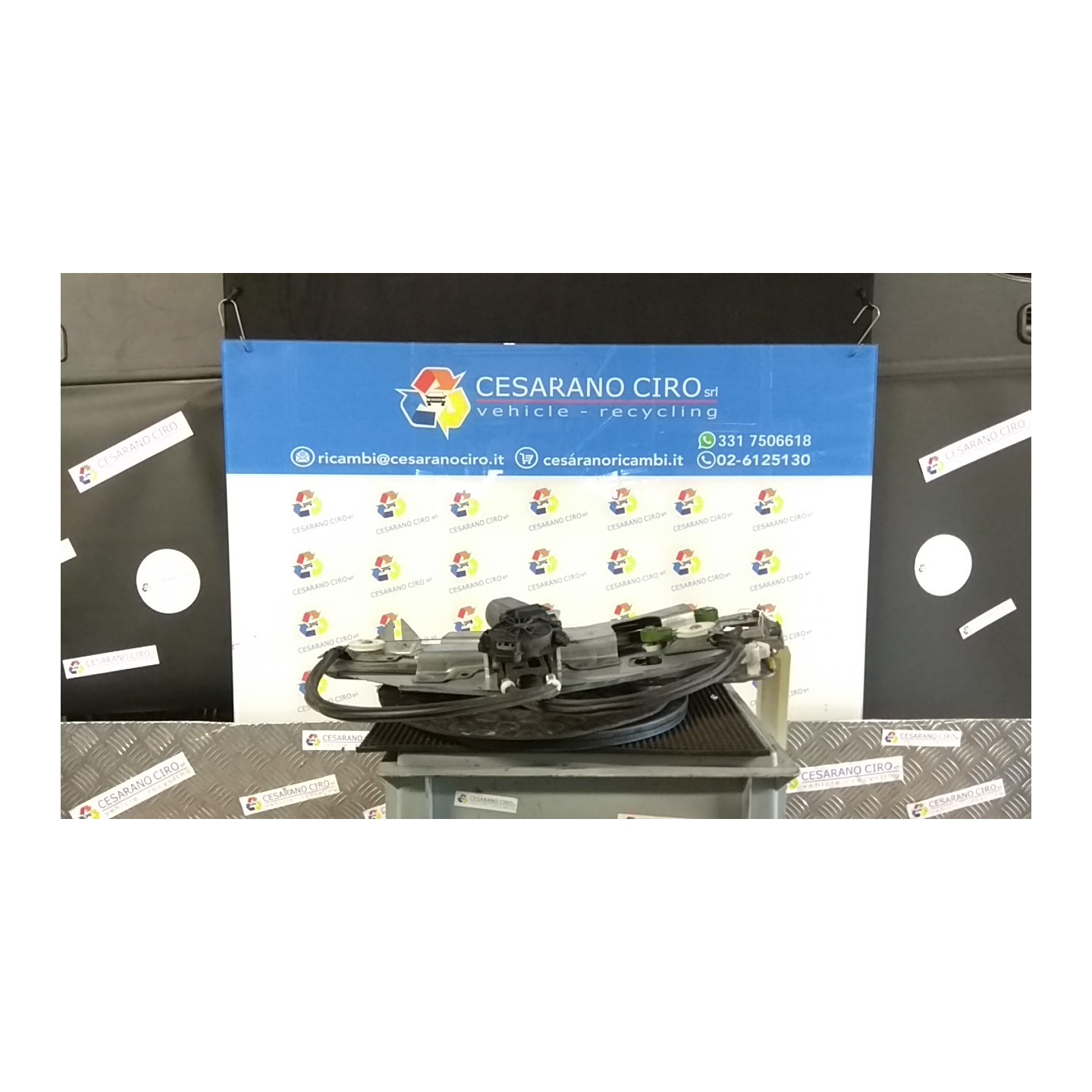 ALZACRISTALLO ELETTR. PORTA POST. CON MOTORINO DX 113 CITROEN C3 PLURIEL (05/03-11/10) 8HZ NB0076005033002DX
