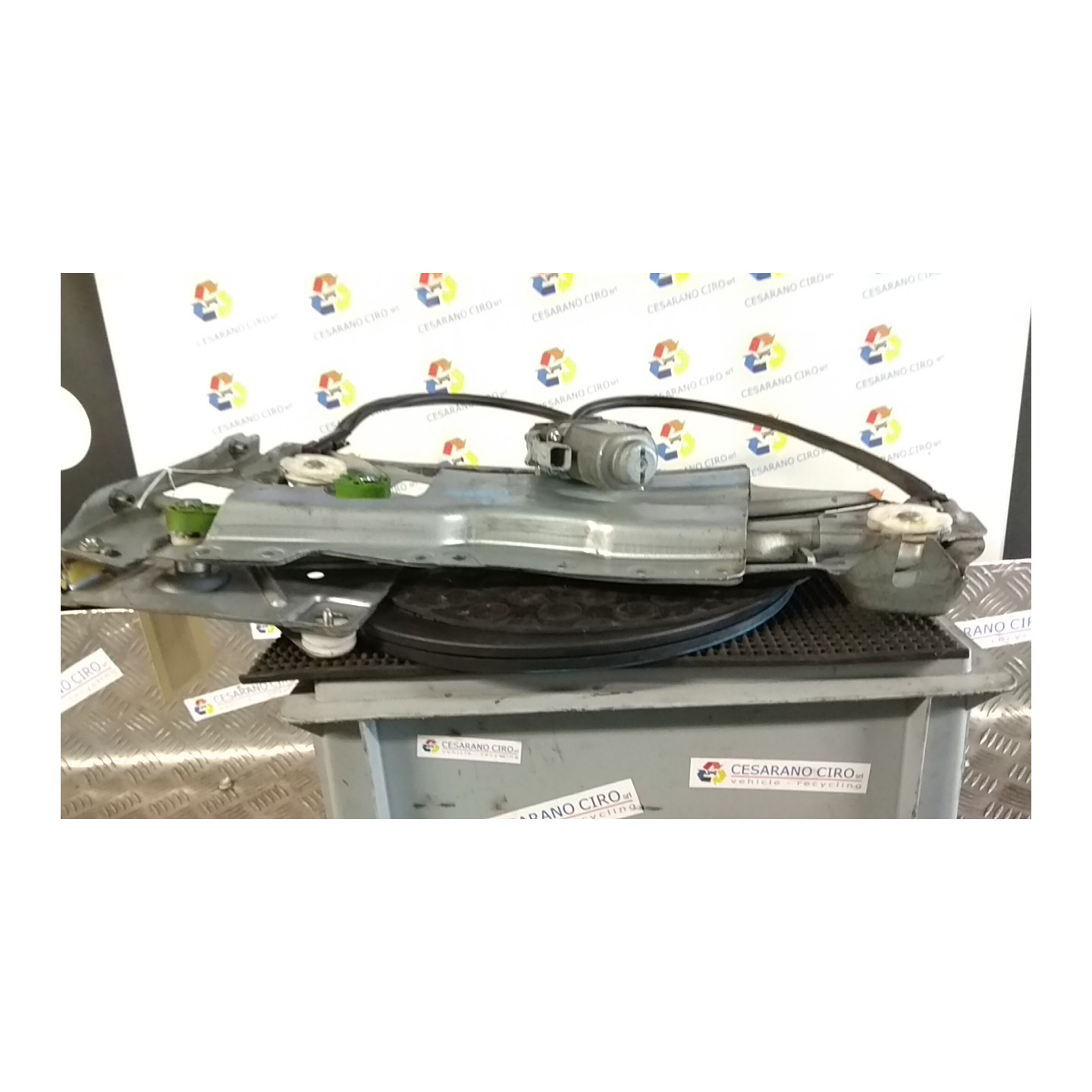 ALZACRISTALLO ELETTR. PORTA POST. CON MOTORINO DX 113 CITROEN C3 PLURIEL (05/03-11/10) 8HZ NB0076005033002DX