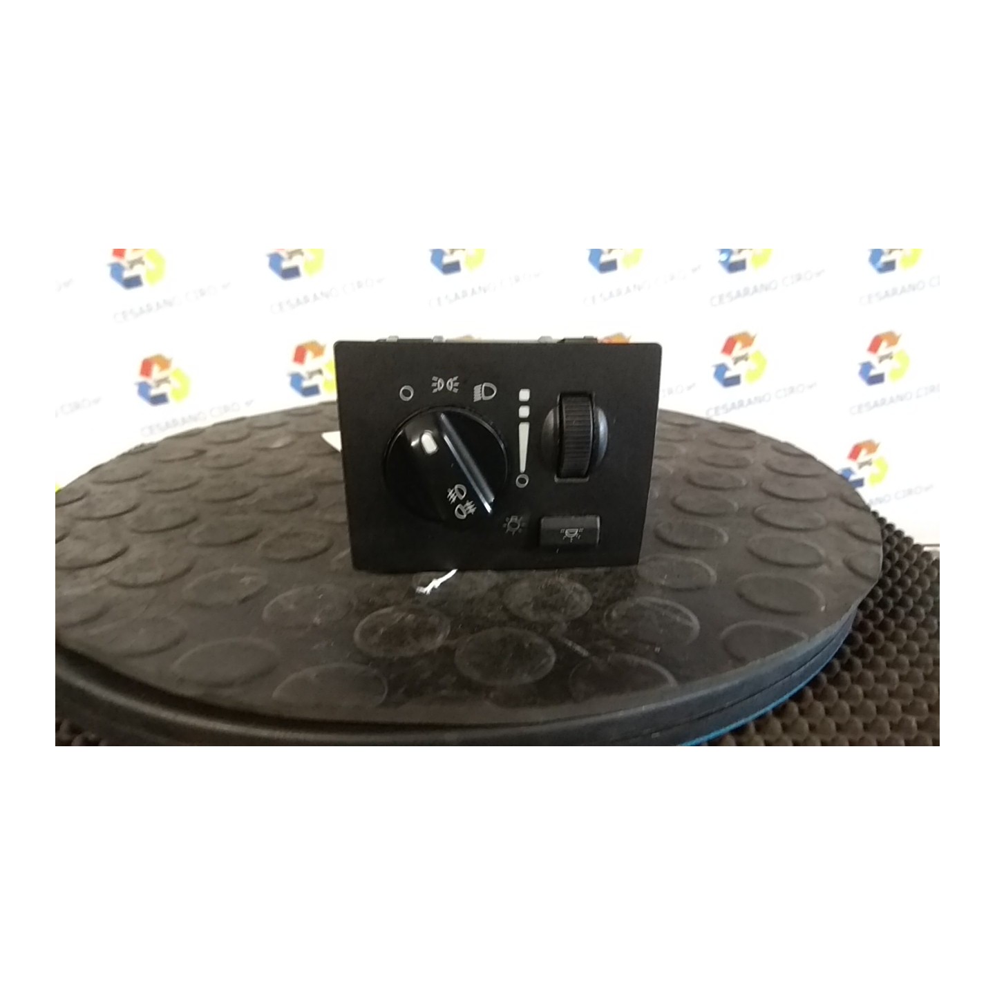INTERRUTTORE BLOCCO COMANDO LUCI LNJ,LCJ,LMG 054 CHRYSLER GRAND VOYAGER (03/08-) VM64C K04602762AB