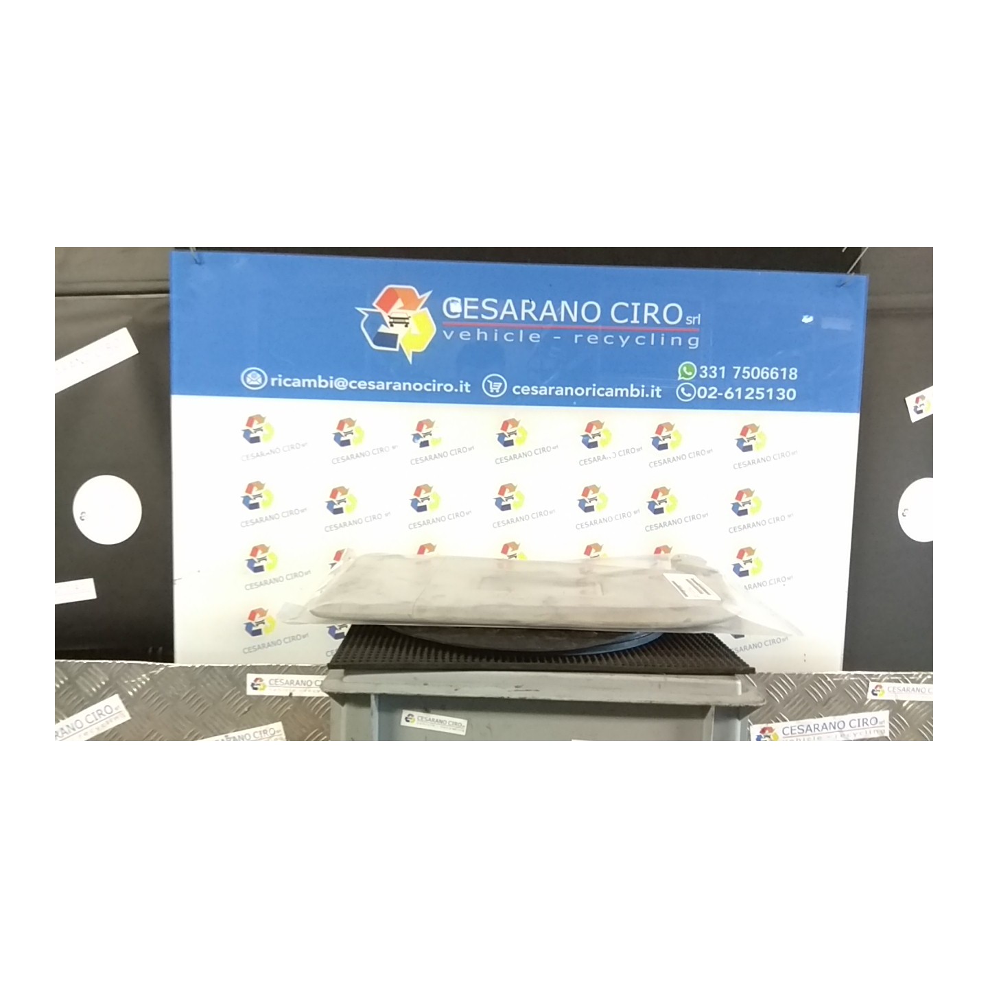 ALETTA PARASOLE PARABREZZA DX 093 VOLKSWAGEN CADDY (02/04-08/10) BLS NB5409023051001DX