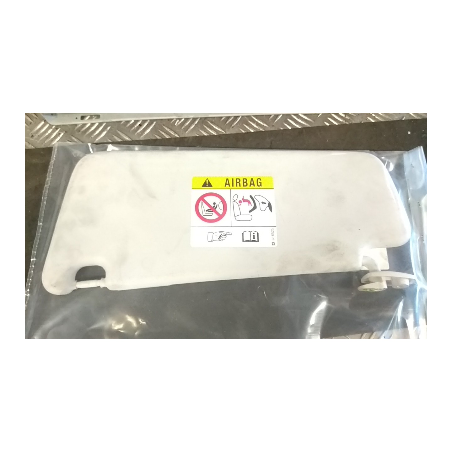 ALETTA PARASOLE PARABREZZA DX. 094 OPEL CORSA (X15) (12/14-12/19) B14XEROPTLDD 39179416