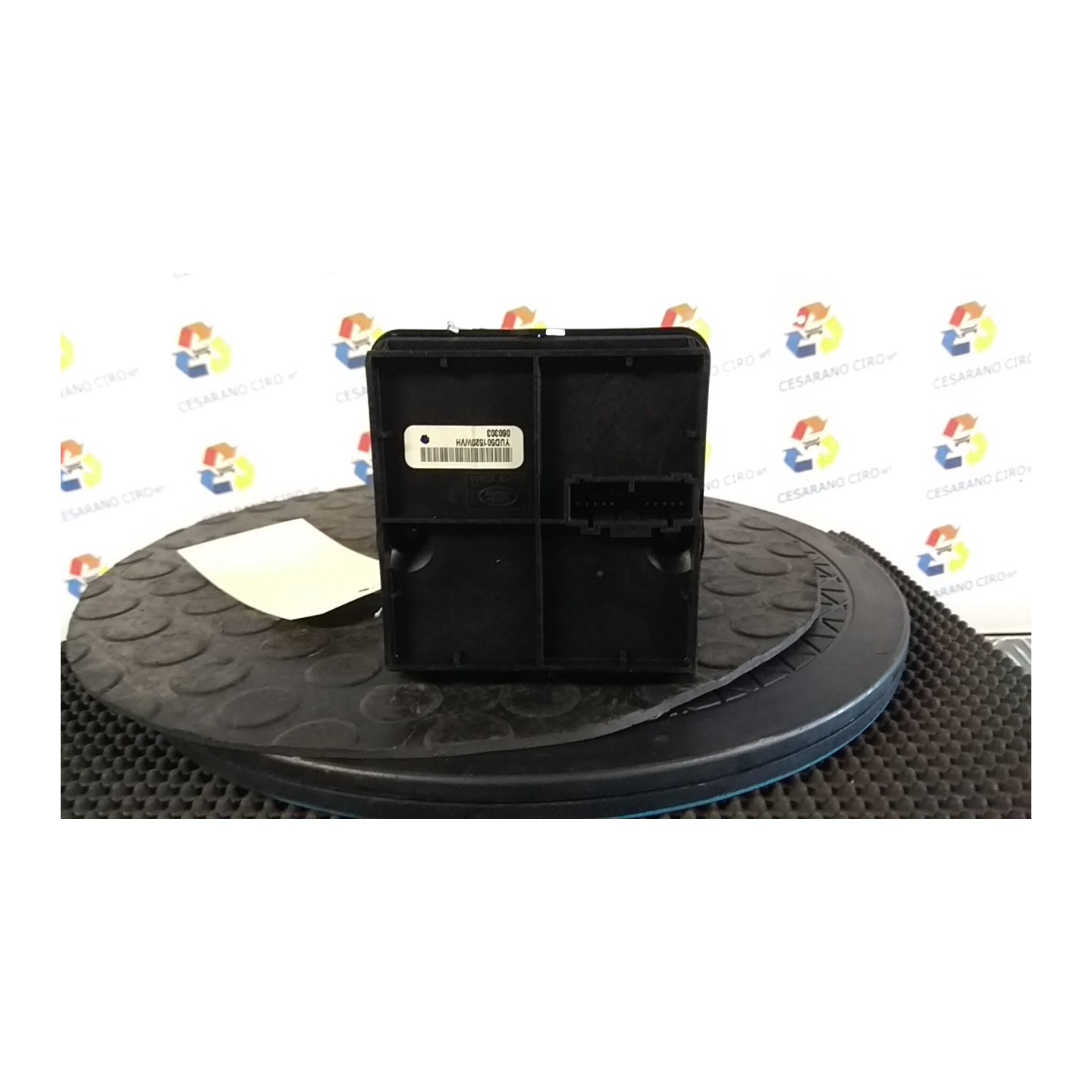 BLOCCO COMANDI ALZACRISTALLI T. 6A999999 100 LAND ROVER RANGE ROVER SPORT (03/05-) 276DT YUD501110PVJ