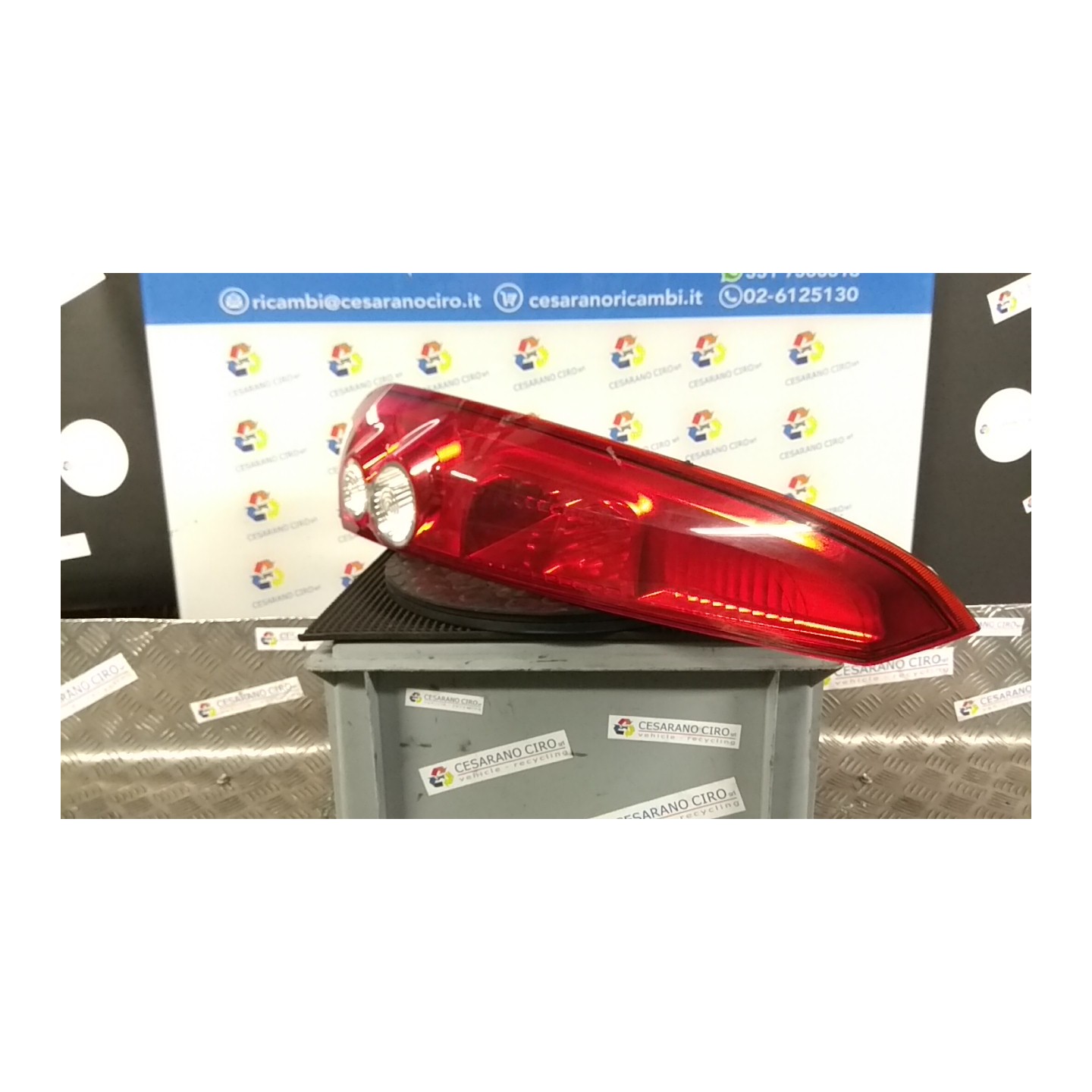 FANALE POST. SX. 026 FORD FIESTA (CBK) (12/05-12/08) FUJA 1437626