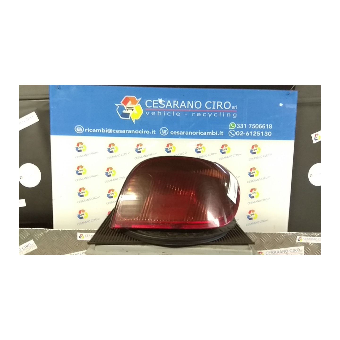 FANALE POST. DX. 021 TOYOTA YARIS (10/01-11/05)     (FRP) 1SZFE 815510D070