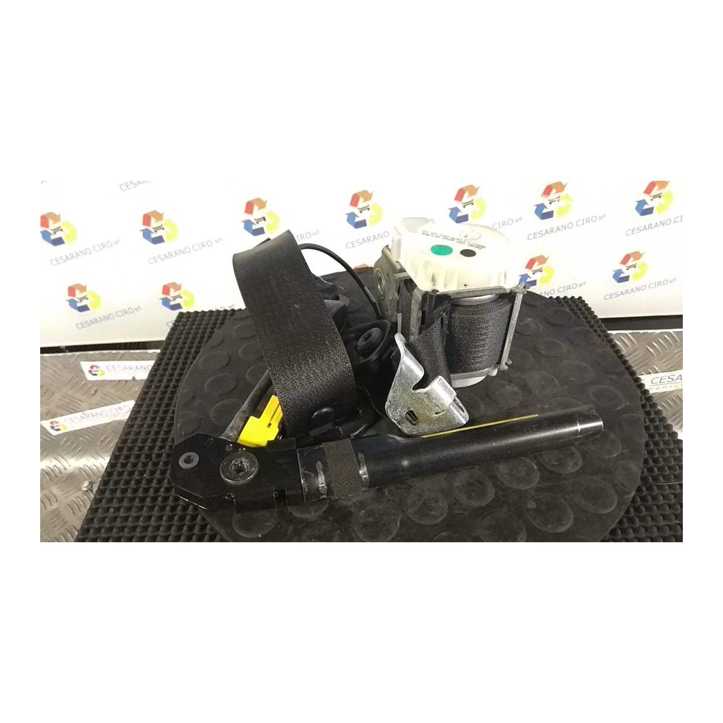 CINTURA DI SICUREZZA ANT. DX. 005 OPEL MERIVA (S10) (04/10-) A17DTI 13344210