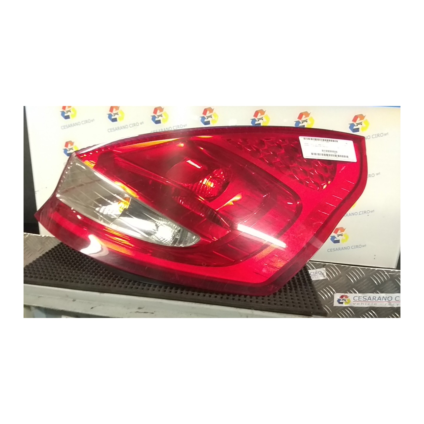 FANALE POST. DX. 008 FORD FIESTA (CB1) (09/08-10/13) SNJA 1709552