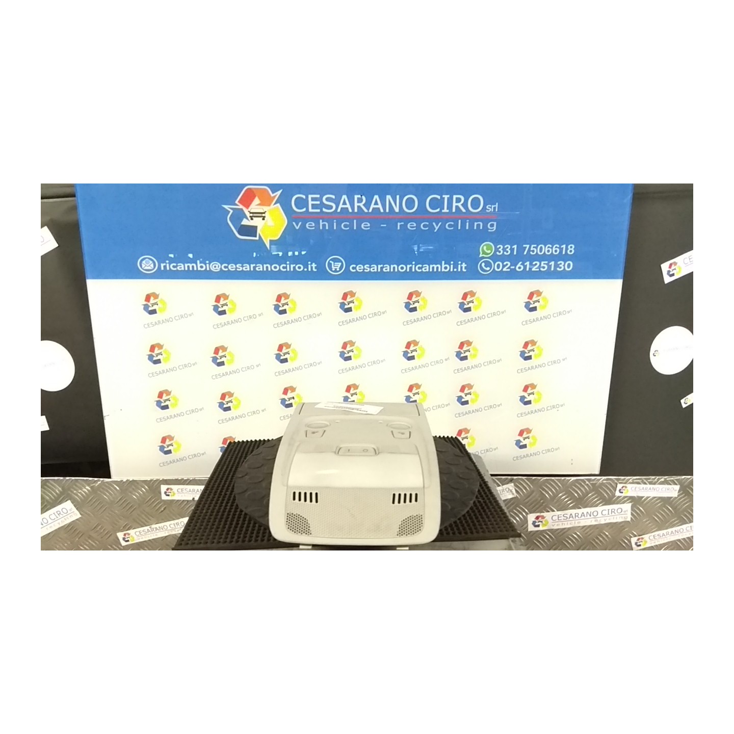 LUCE CORTESIA ANT. TETTO 027 AUDI A4 (8K) (09/07-03/13) CAG 8T09471406PS