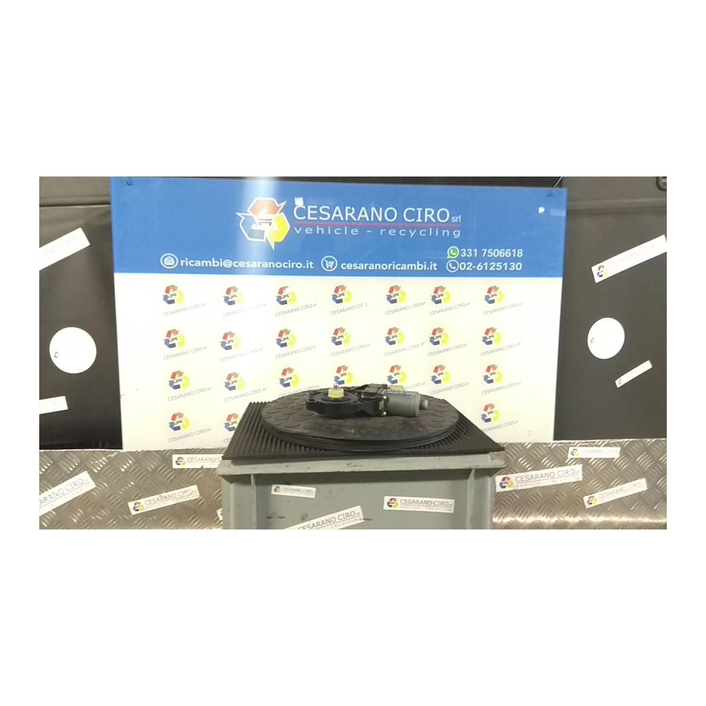 MOTORINO ALZACRISTALLO PORTA ANT. DX. 036 MINI MINI CLUBMAN (R55) (09/07-08/1 N14B16A 67622755854