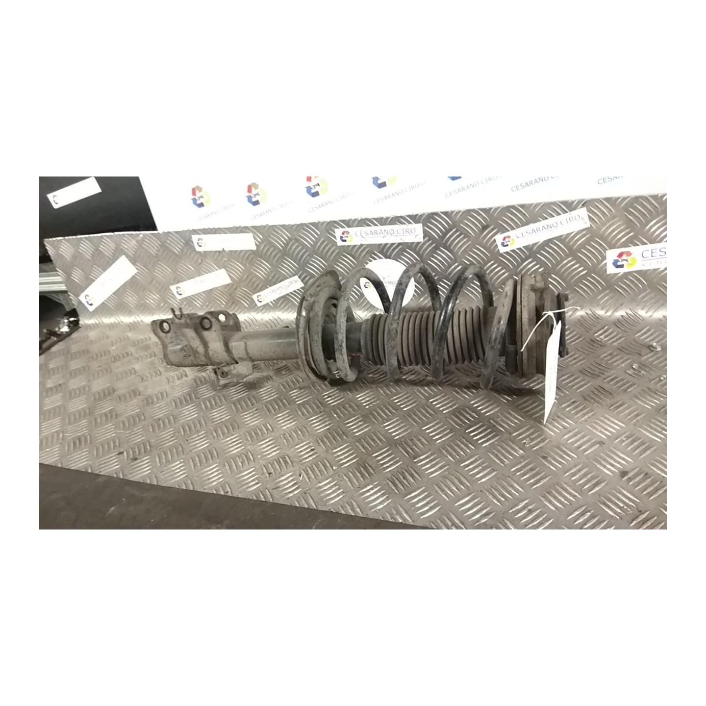 AMMORTIZZATORE ANT. DX. 051 NISSAN QASHQAI (J10E/JJ10E) (02/07-12 M9R E4302JD75A