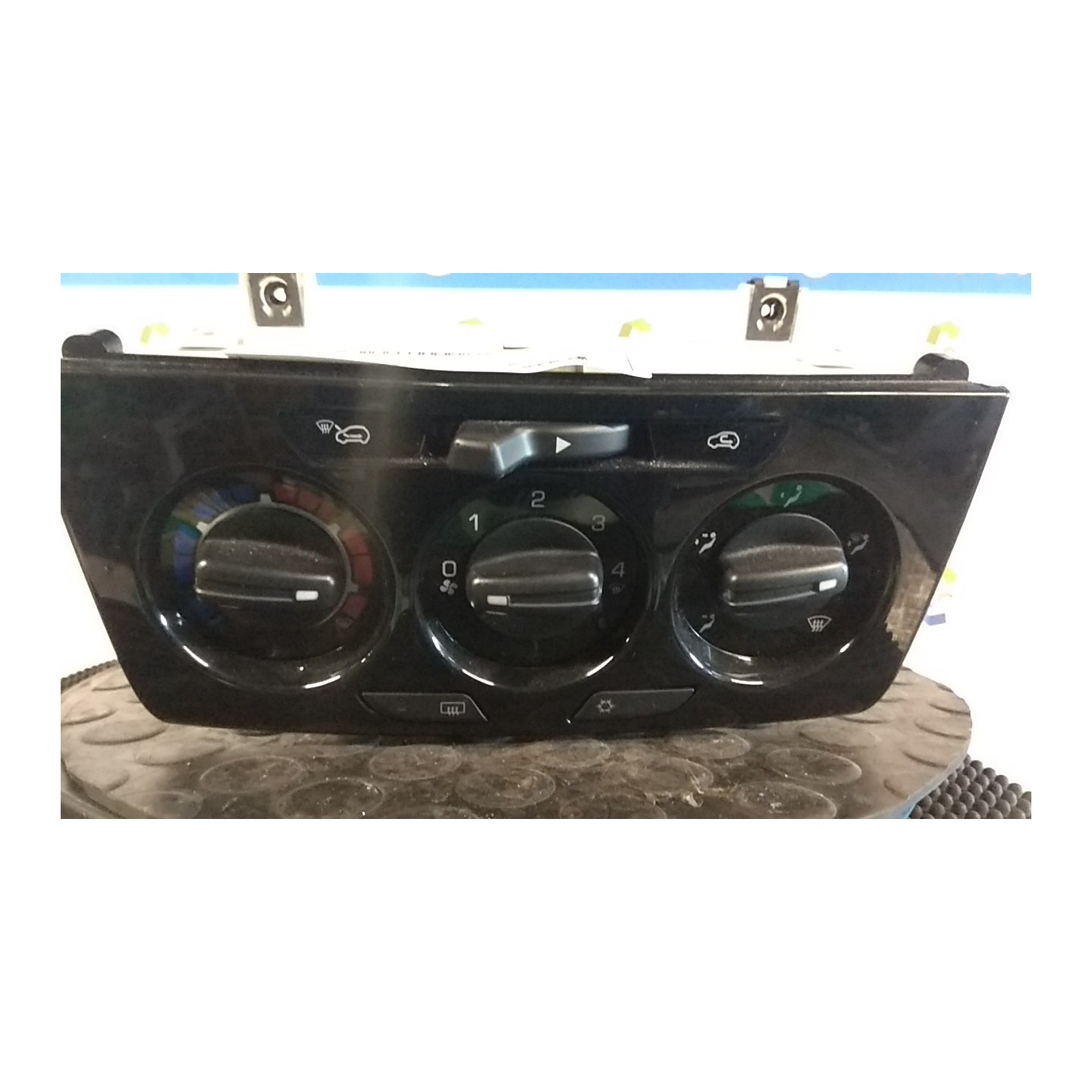 BLOCCO COMANDO CLIMATIZZAZIONE 105 LANCIA YPSILON (TK) (04/11-06/16) 169A4000 735534425