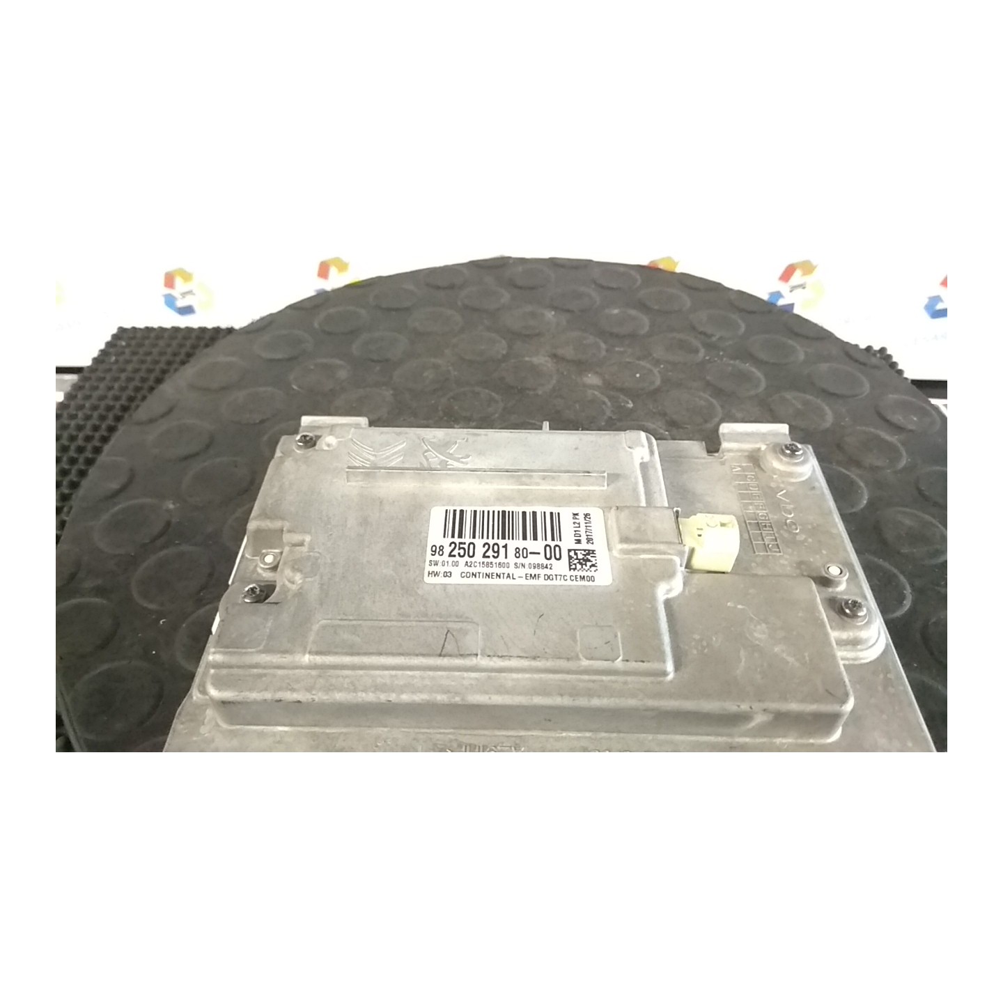 DISPLAY NAVIGATORE SATELLITARE 116 PEUGEOT 2008 (04/16-06/20-) HM01 9825029180