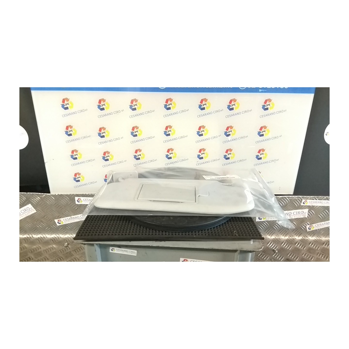 ALETTA PARASOLE PARABREZZA SX. 130 PEUGEOT 2008 (04/16-06/20-) HM01 1619396180
